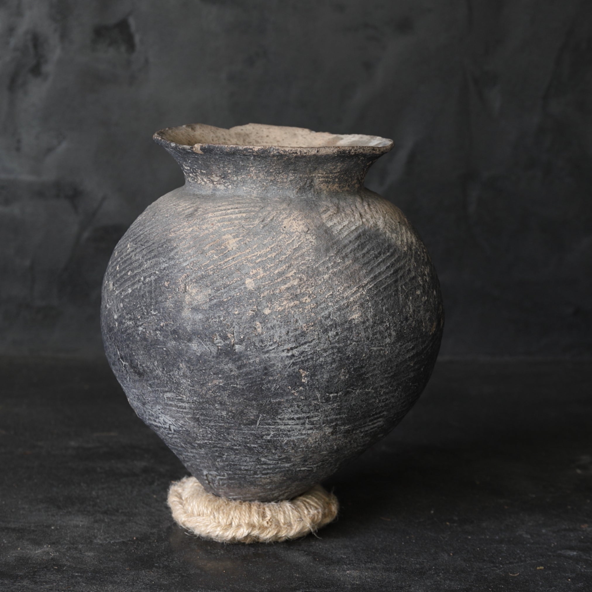 POT, Terre cuite, Période Jomon(10000–300 av. J.-C.)