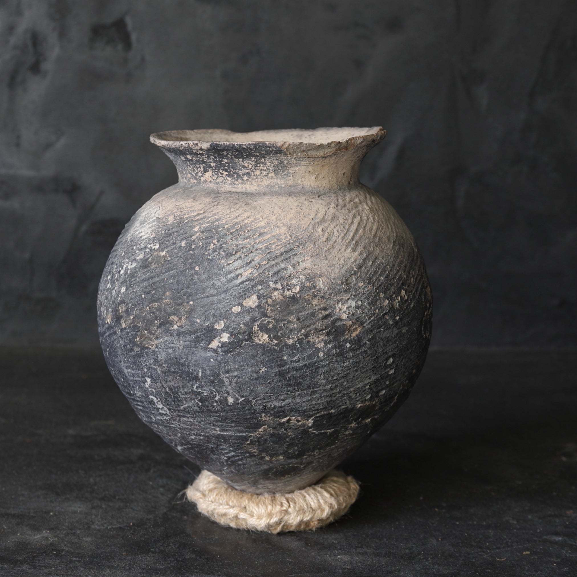 POT, Terre cuite, Période Jomon(10000–300 av. J.-C.)