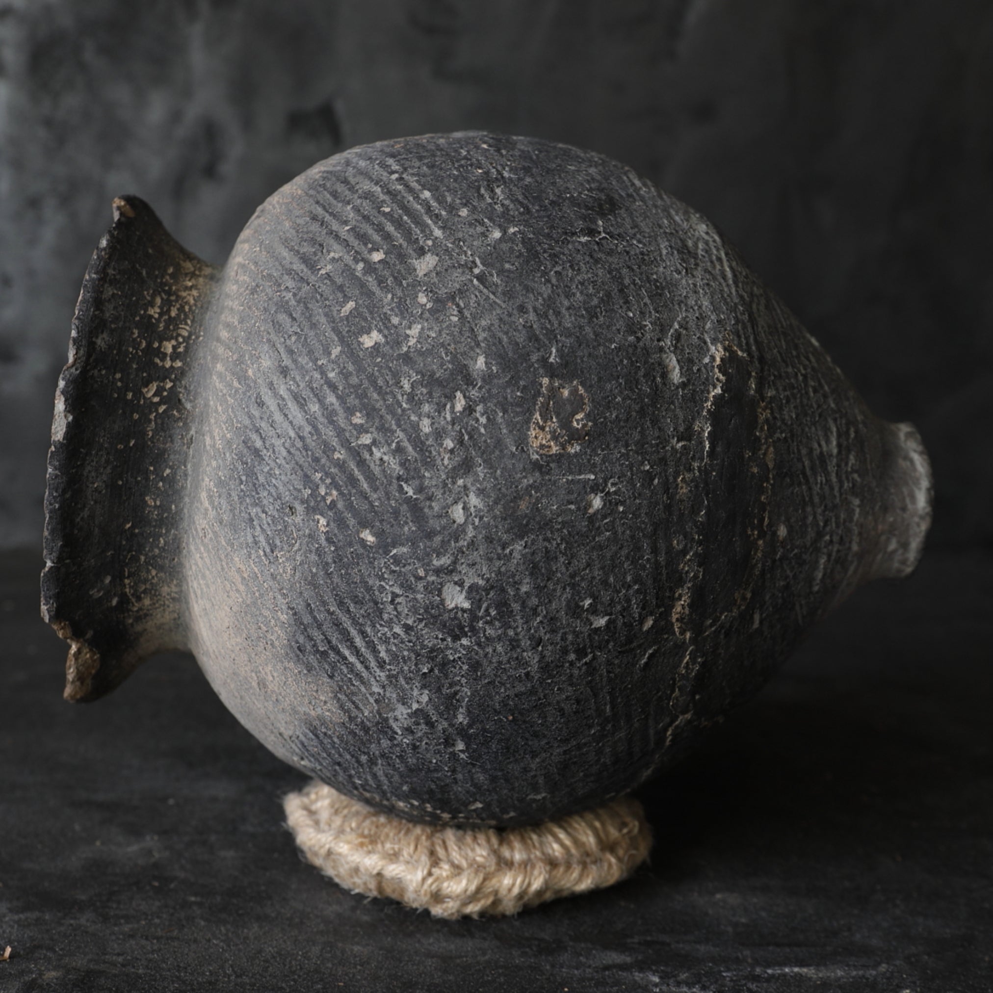 POT, Terre cuite, Période Jomon(10000–300 av. J.-C.)