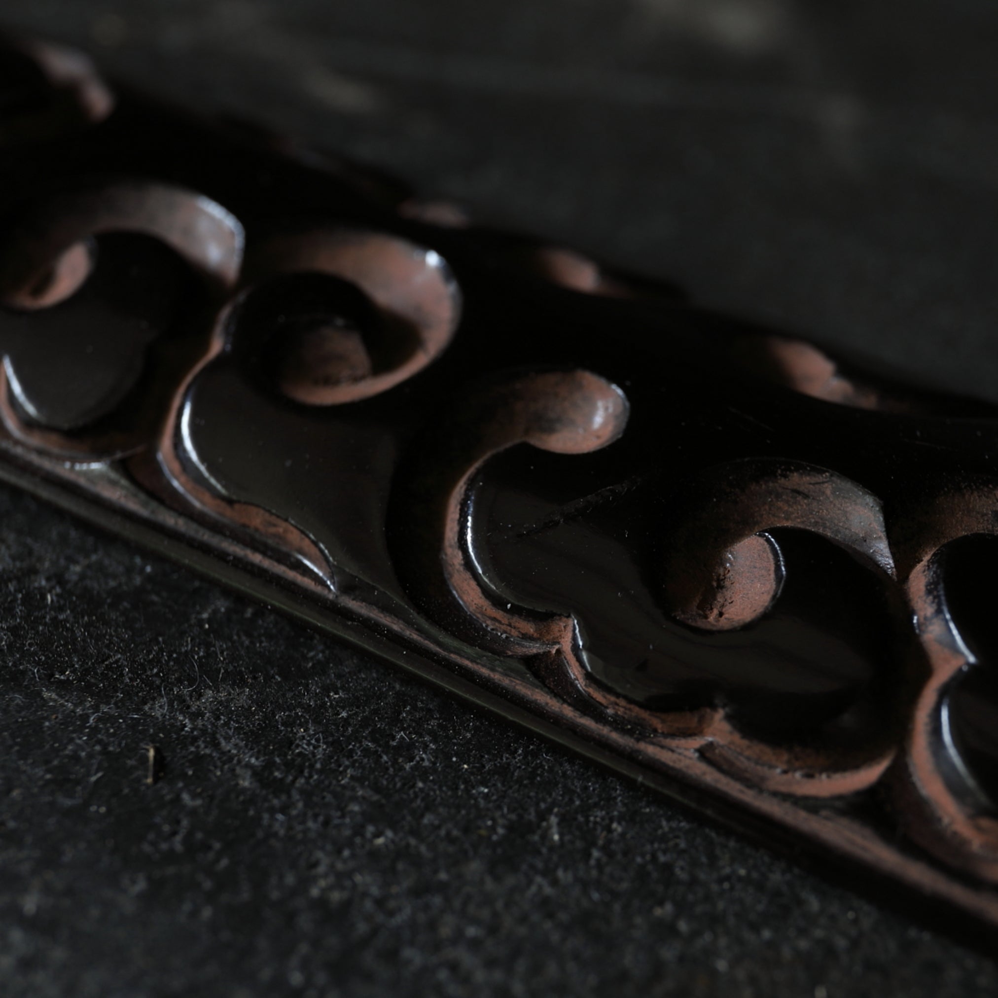 TEA SCOOP, Carved red lacquer with scrollwork design, Qing Dynasty(1616–1911CE)