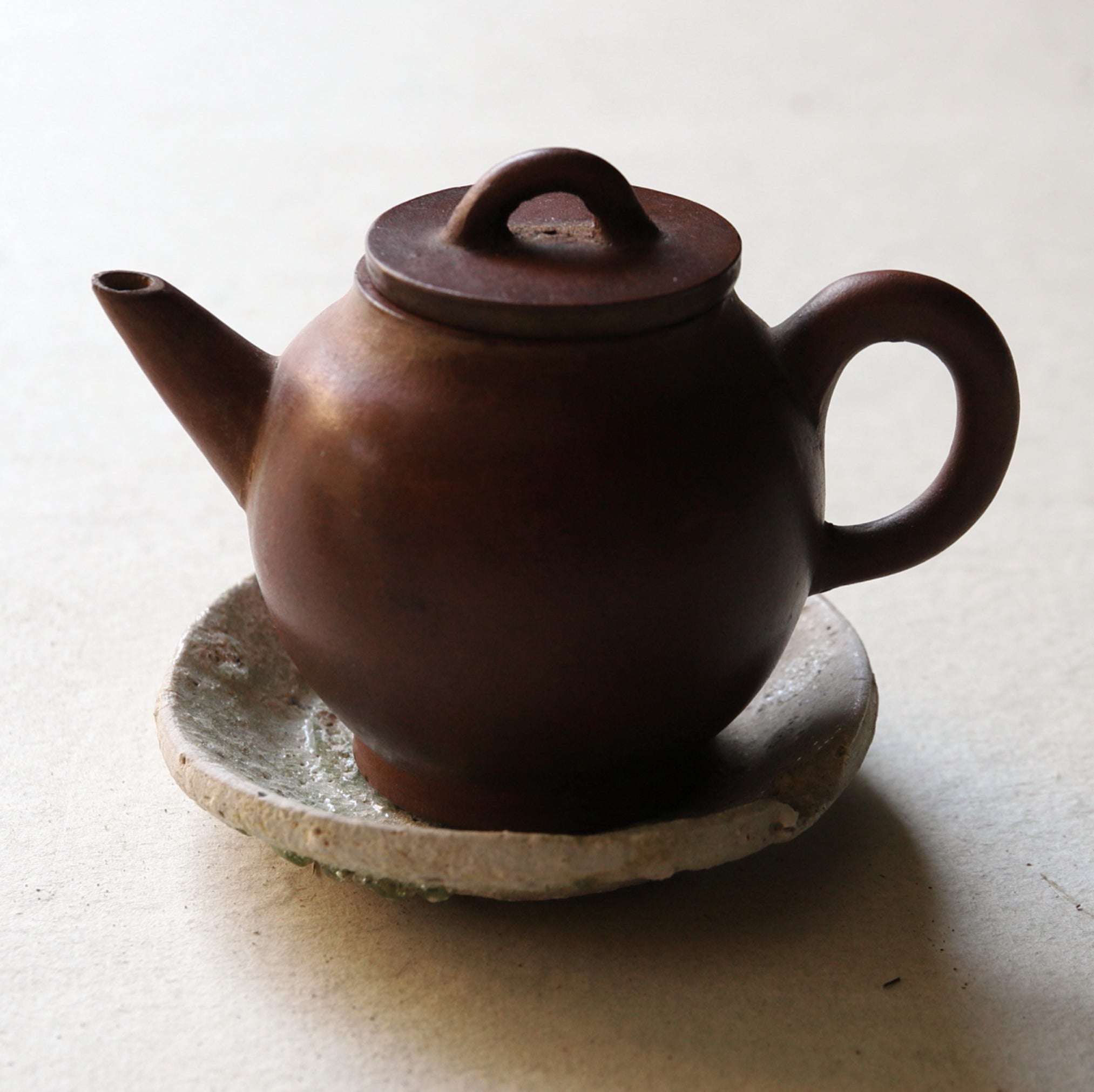 YAMAZARA(PLATO DE MONTAÑA)/ TAZA DE SAKE, Ko-Seto, b, Período Kamakura(1185–1333 d. C.)