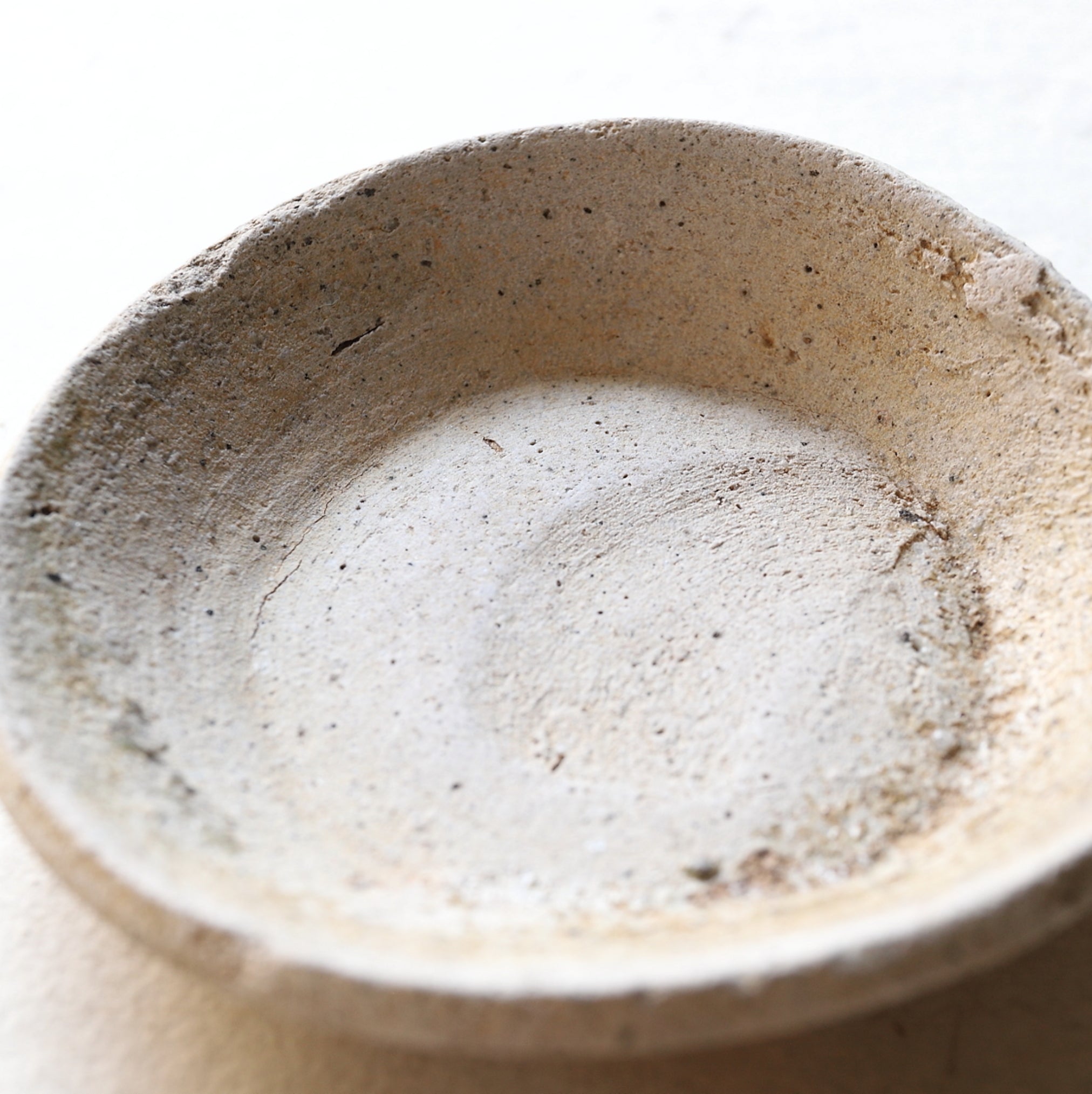 YAMAZARA(PLATO DE MONTAÑA)/ TAZA DE SAKE, Ko-Seto, c, Período Kamakura(1185–1333 d. C.)