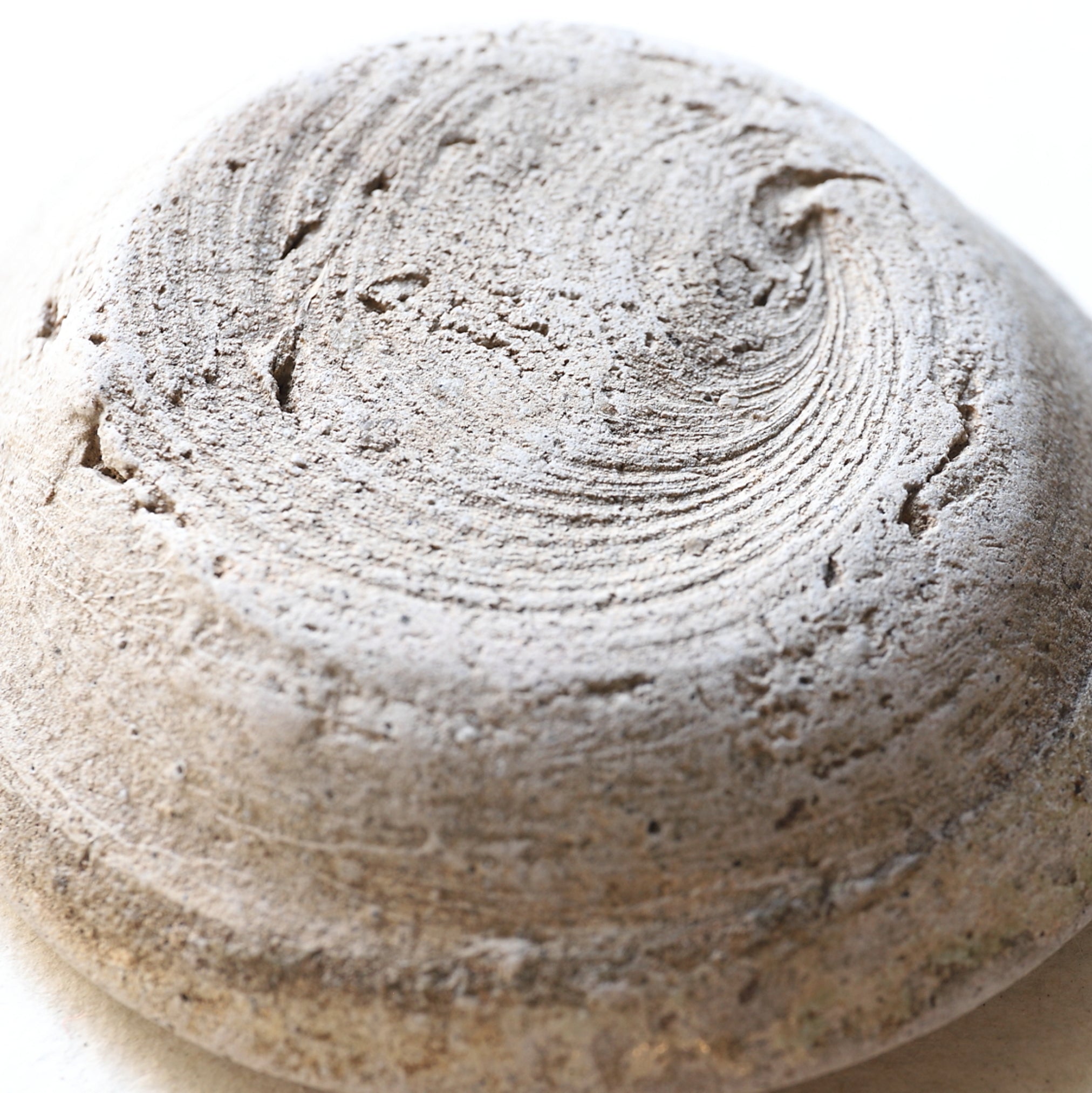 YAMAZARA(PLATO DE MONTAÑA)/ TAZA DE SAKE, Ko-Seto, c, Período Kamakura(1185–1333 d. C.)