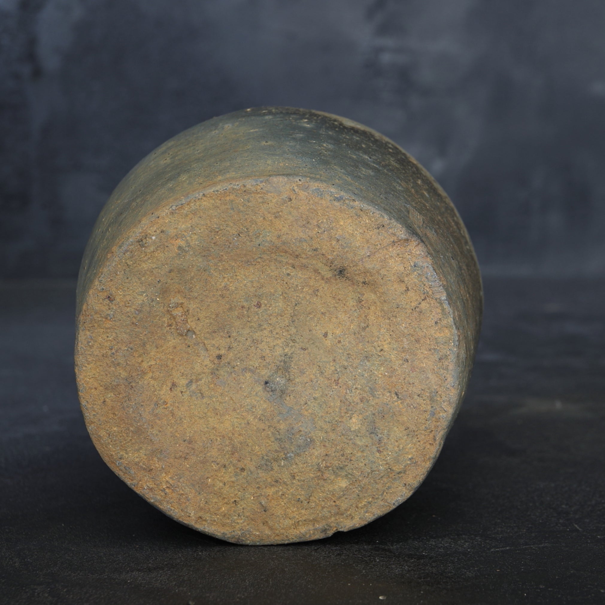 JARRA DE CUELLO CORTO, linaje Atsumi / Cerámica Sue, Período Heian(794–1185 d. C.)