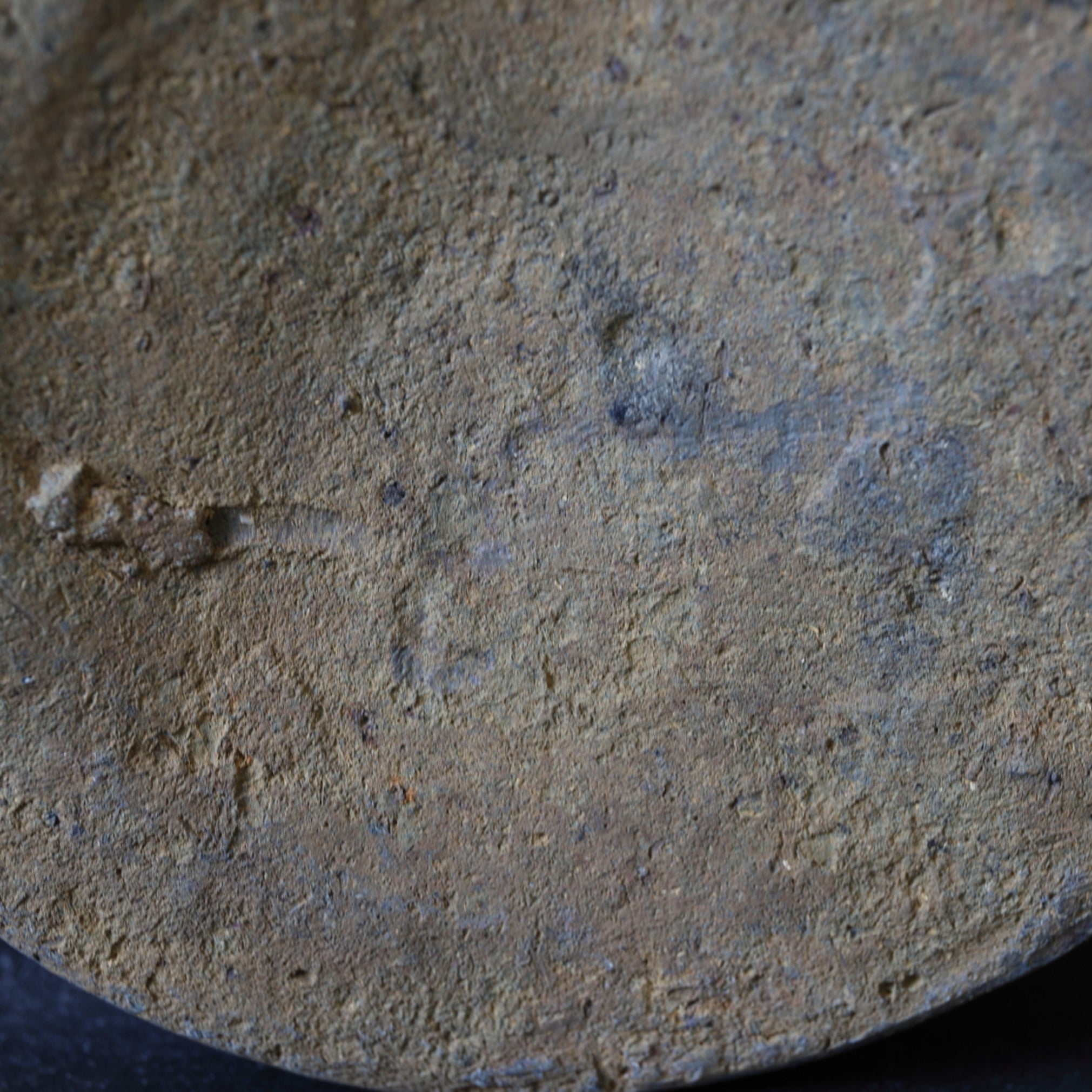 JARRA DE CUELLO CORTO, linaje Atsumi / Cerámica Sue, Período Heian(794–1185 d. C.)