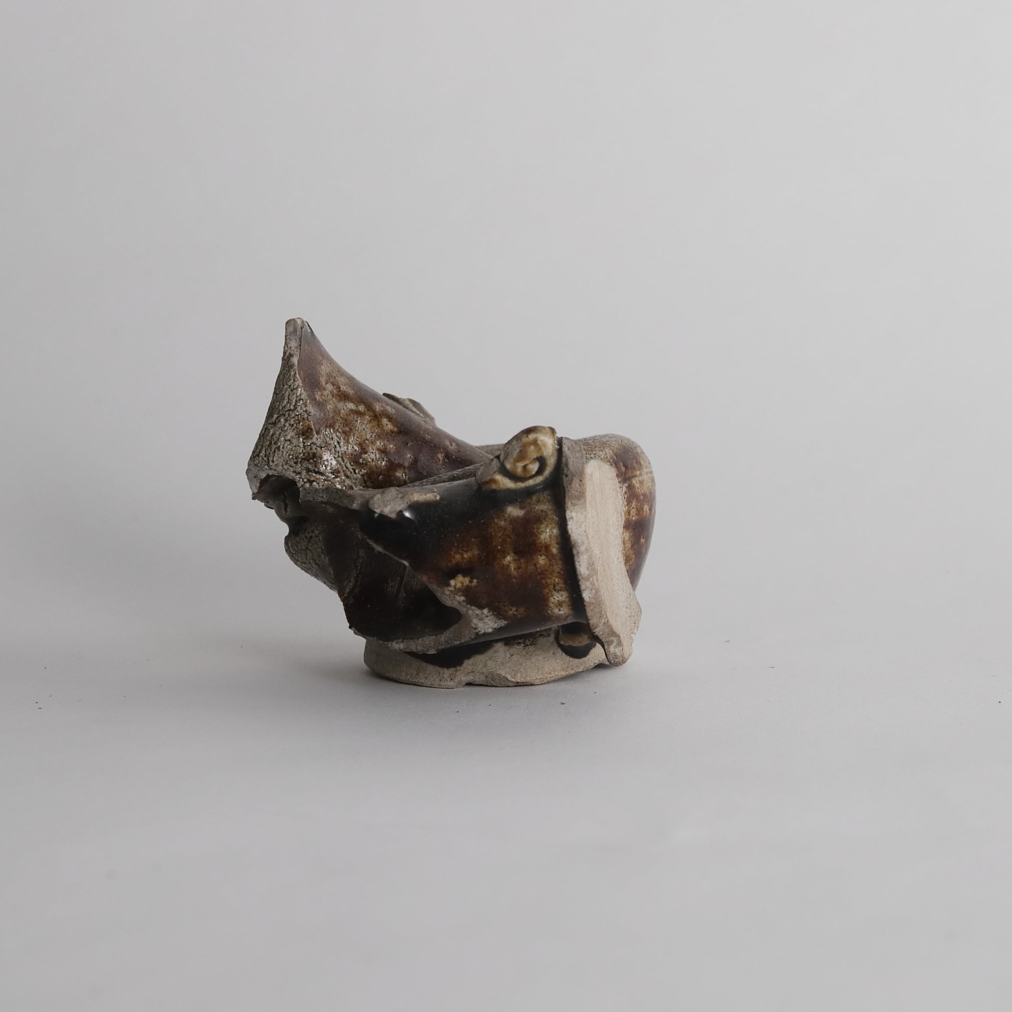 鎌倉時代 古瀬戸 破れ壺(1185–1333 CE)