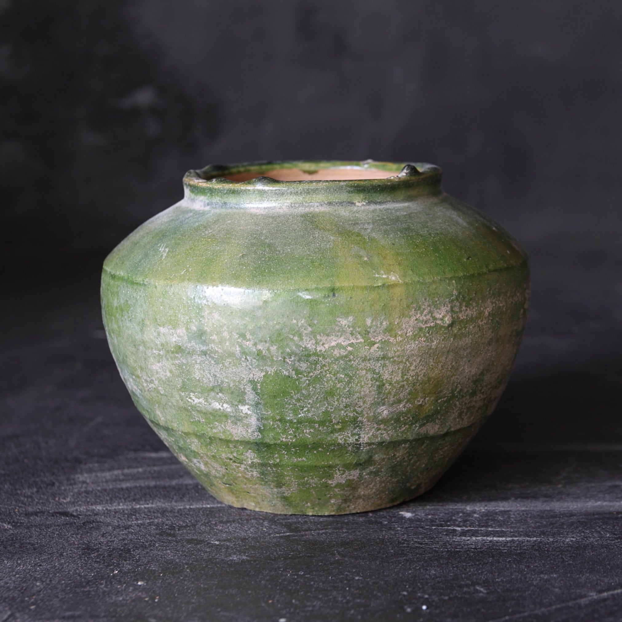 VASO, Smaltato verde iridescente, Dinastia Han(206 a.C.–220 d.C.)
