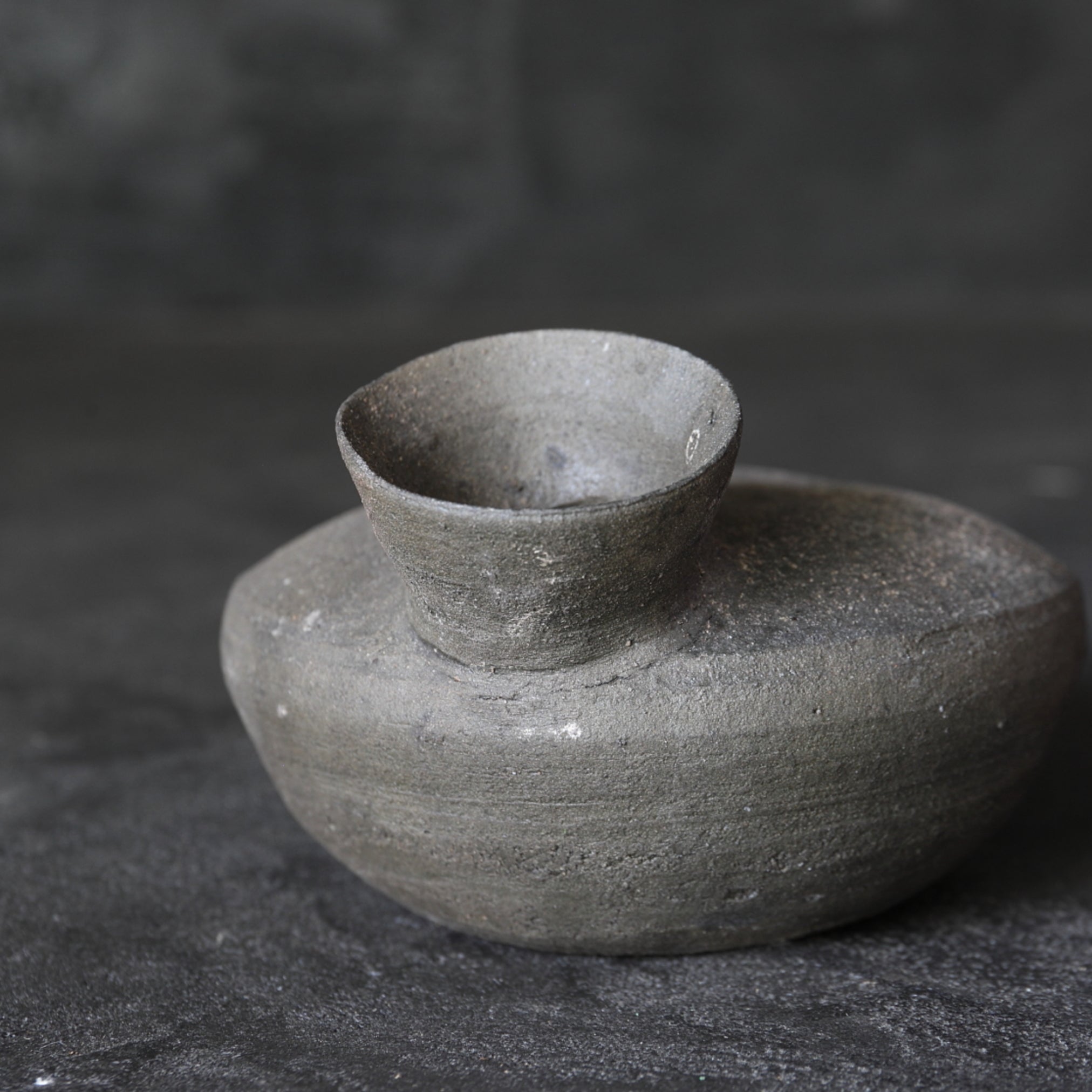BOTELLA PLANA PEQUEÑA, Cerámica Sue, Período Nara(710–794 d. C.)
