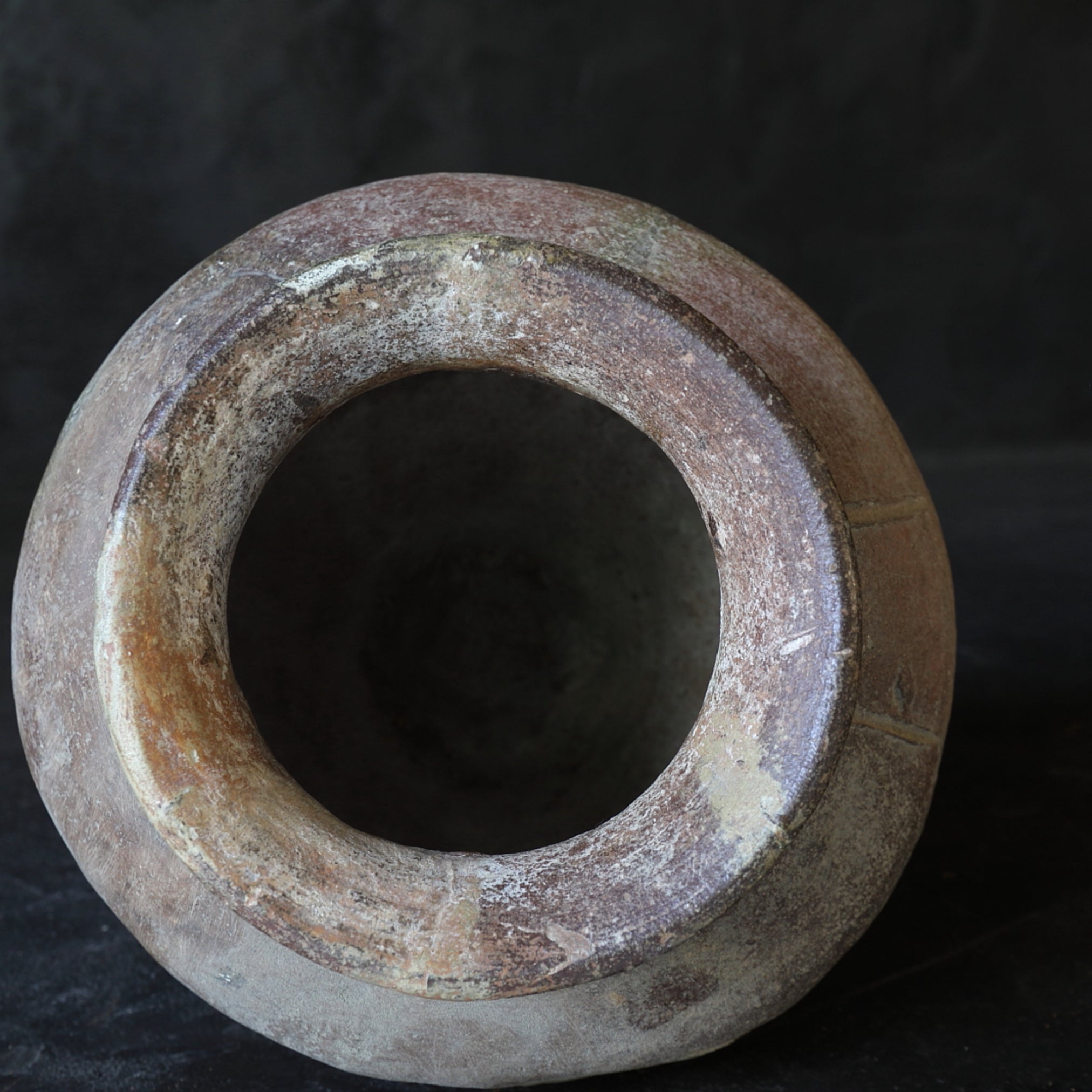 POT, Ko-Echizen, Muromachi-periode(1336–1573 n.Chr.)