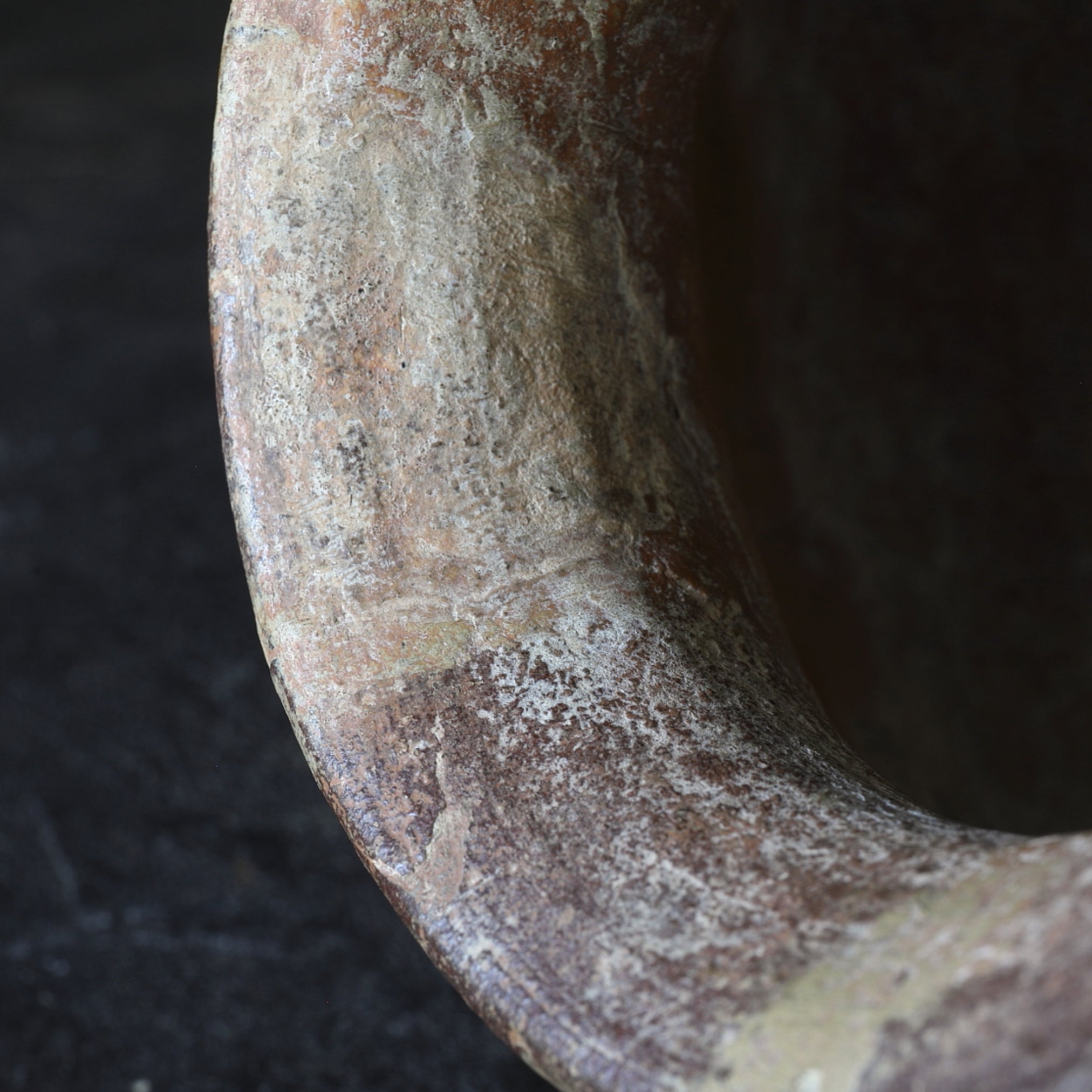 POT, Ko-Echizen, Muromachi-periode(1336–1573 n.Chr.)