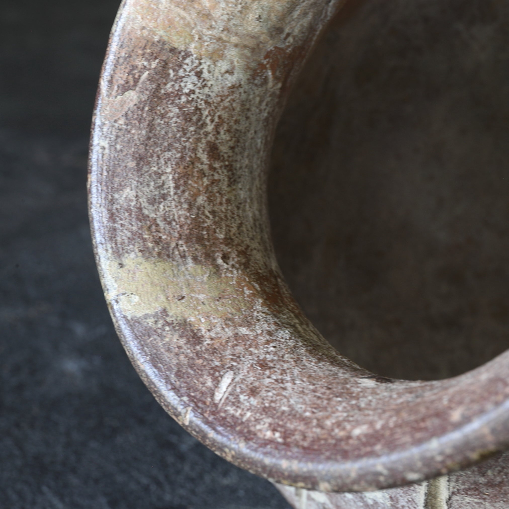 POT, Ko-Echizen, Muromachi-periode(1336–1573 n.Chr.)