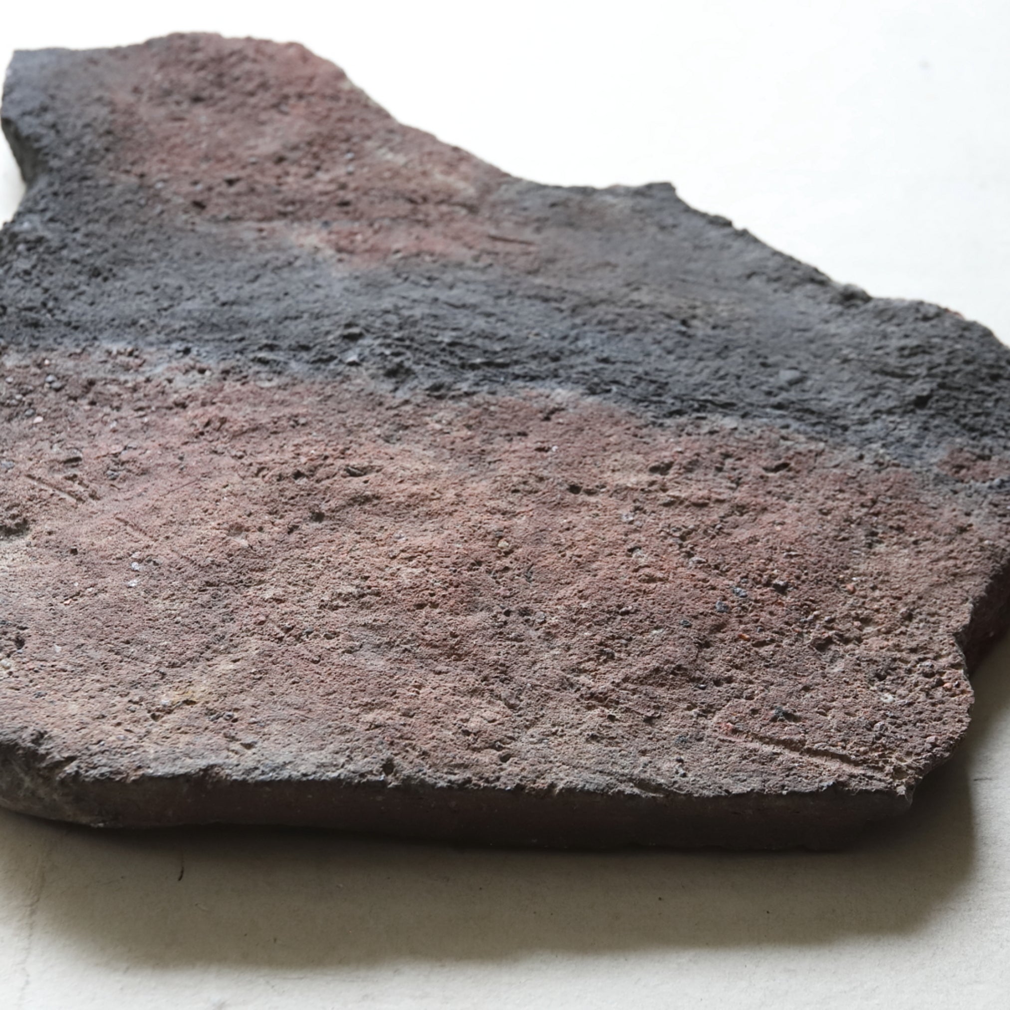 PLACA DE CERÁMICA GRANDE, Shigaraki / Herramienta de horno(fragmento), Período Edo(1603–1867 d. C.)