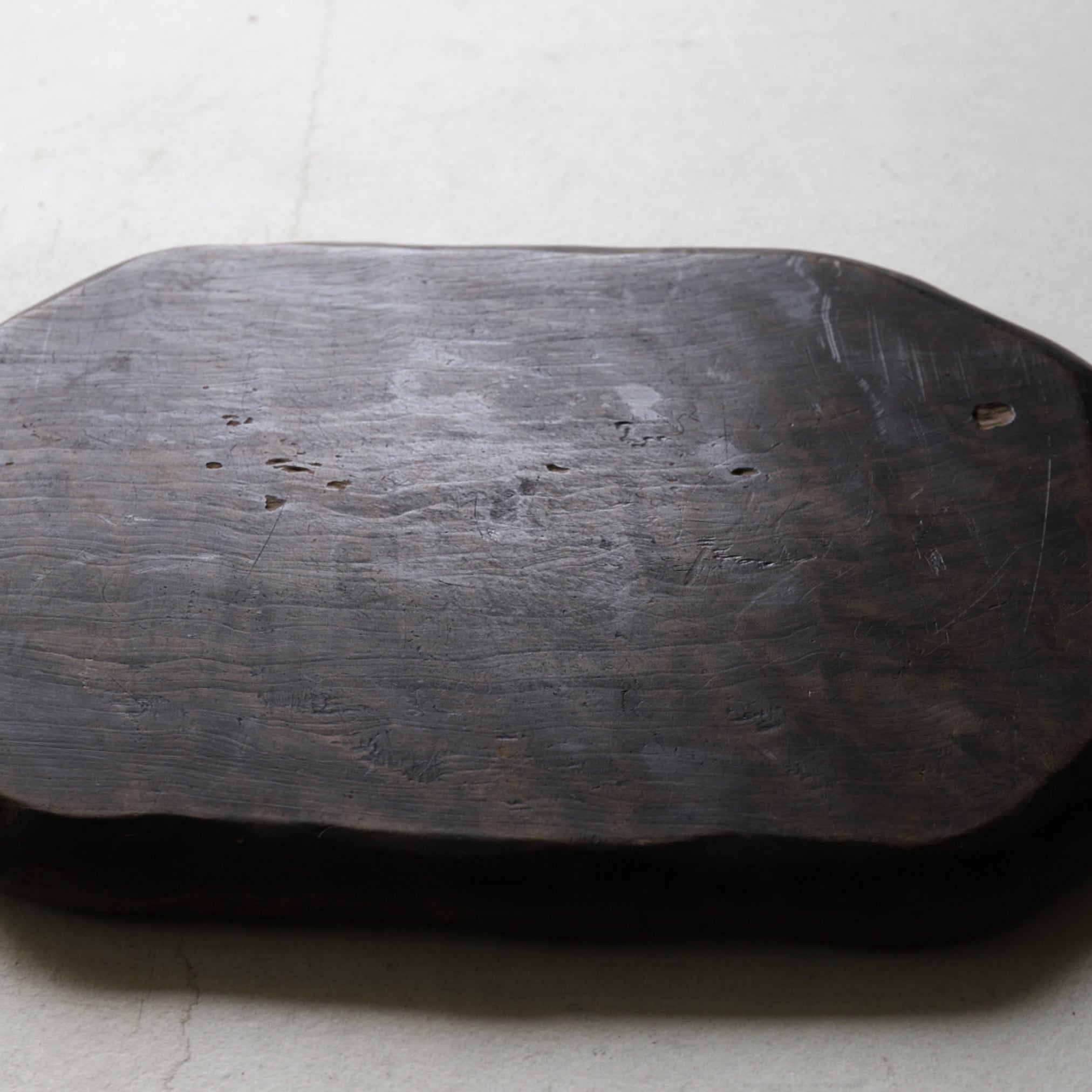 BANDEJA DE TÉ DE LOTO, Período Azuchi-Momoyama–Edo(1573–1867 d. C.)