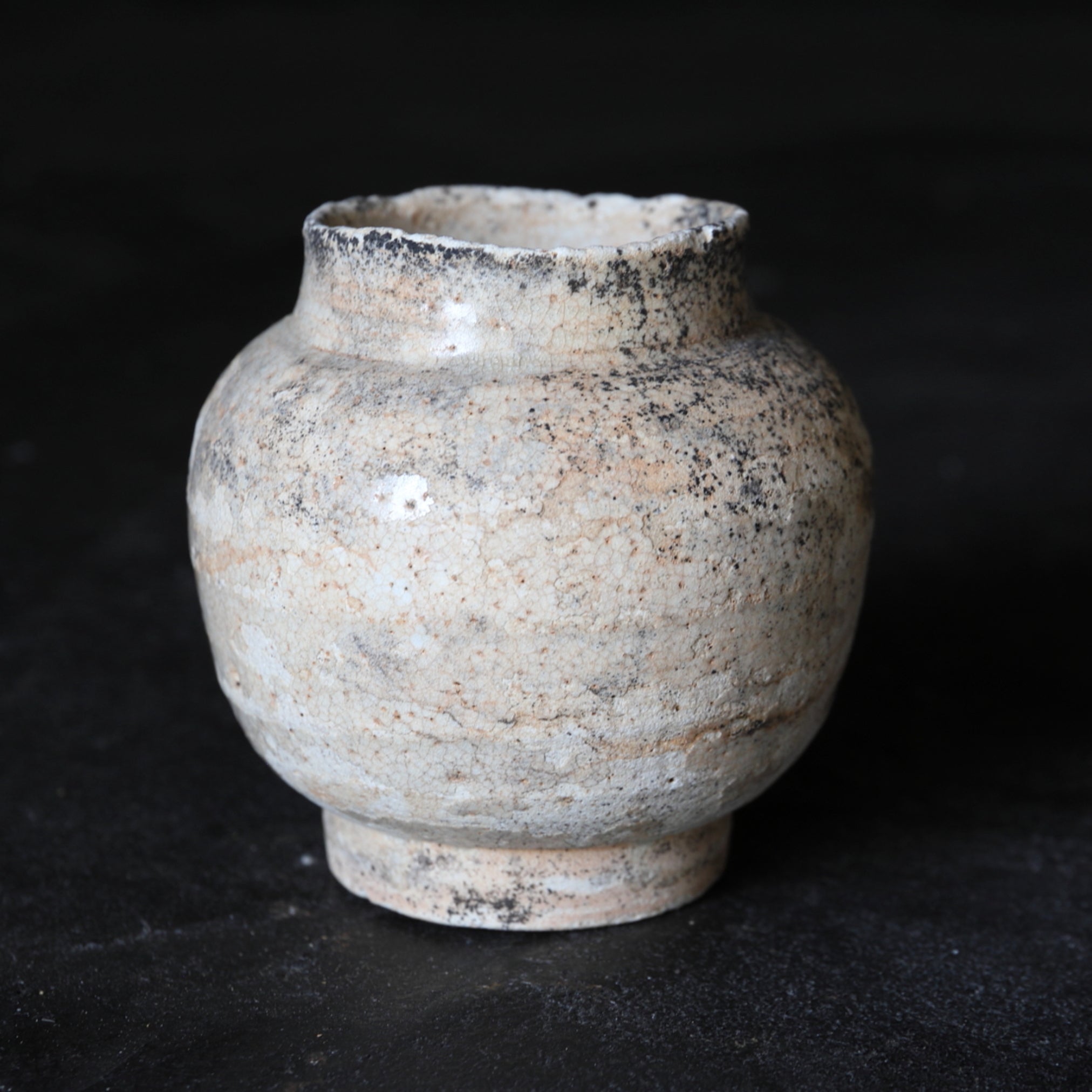 JARRA PEQUEÑA, Ko-Seto, vidriado ceniza, Período Muromachi(1336–1573 d. C.)