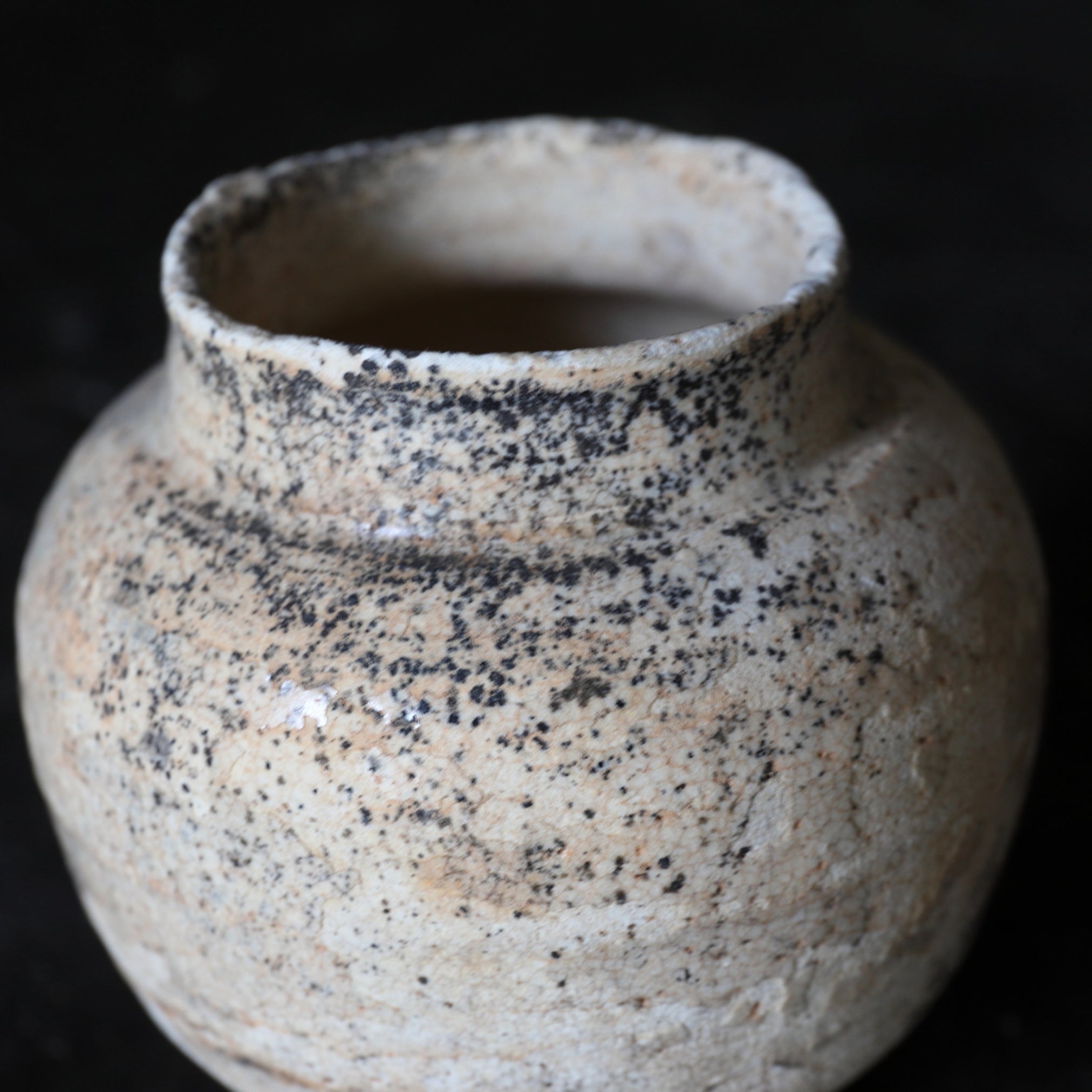 JARRA PEQUEÑA, Ko-Seto, vidriado ceniza, Período Muromachi(1336–1573 d. C.)