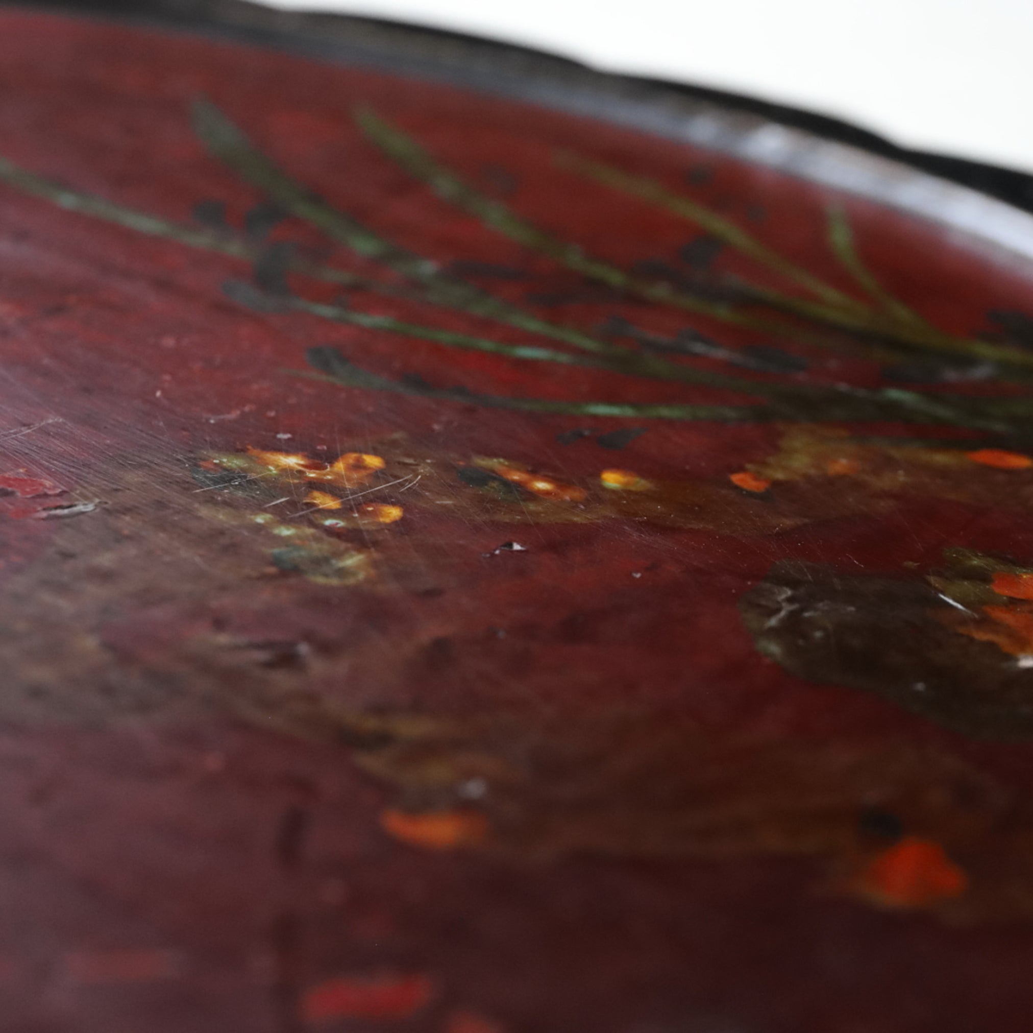 SOBAN CON FORMA DE FLOR LOBULADA / TABLERO DE MESA, Mitate(tablero de mesa/bandeja de té), Dinastía Joseon(1392–1897 d. C.)