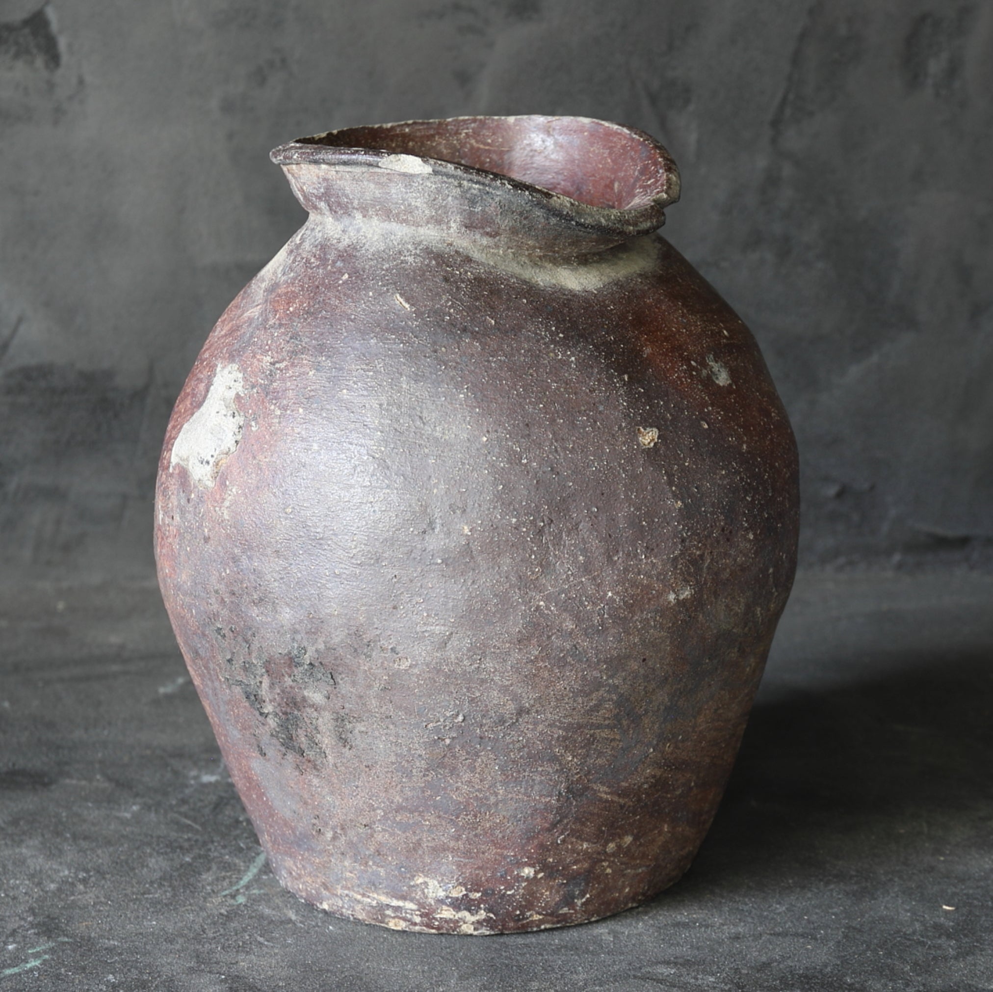 MISSHAPEN JAR, Ko-Tokoname, Muromachi Period(1336–1573CE)