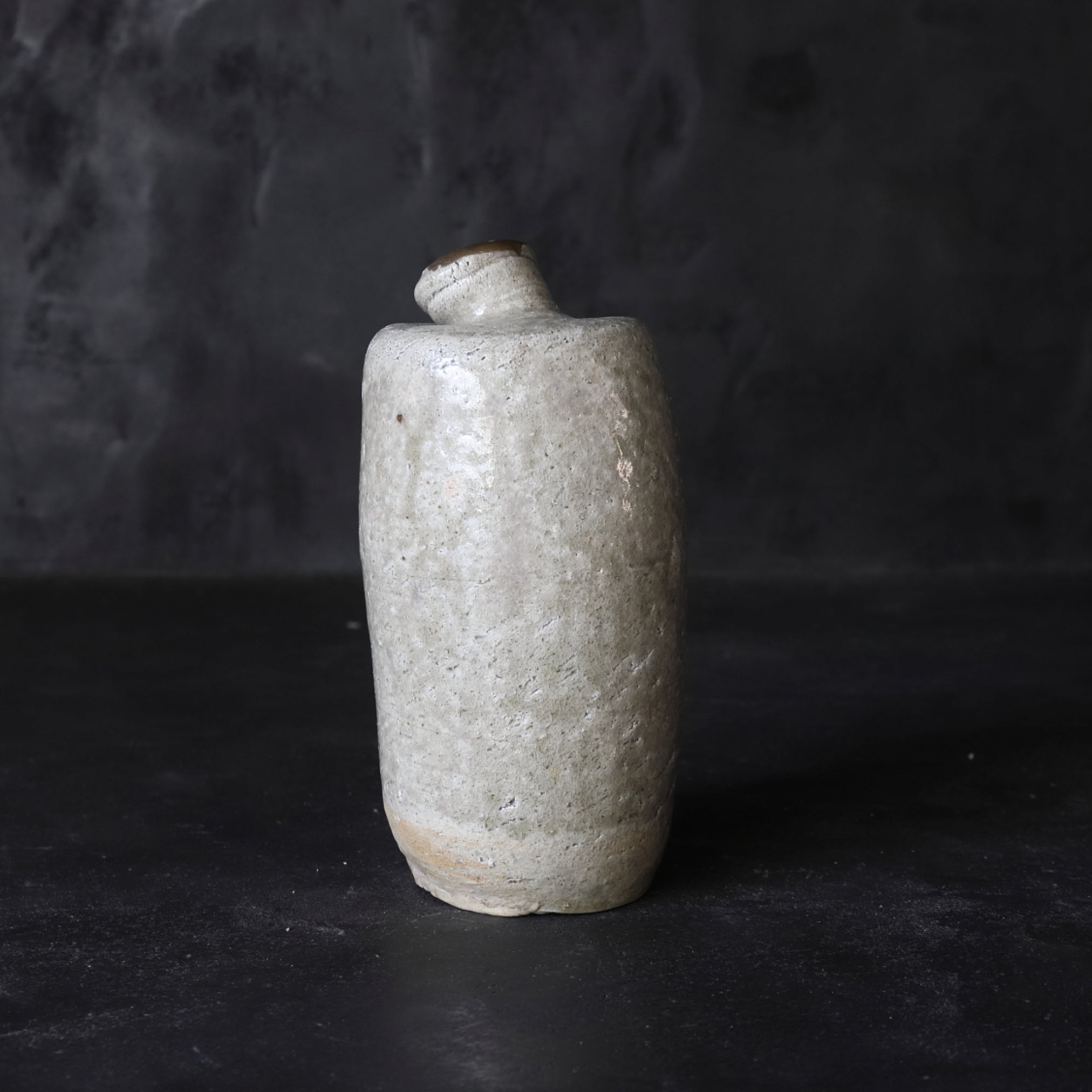 BOTELLA DEFORMADA, Ki-Seto, Período Edo(1603–1867 d. C.)