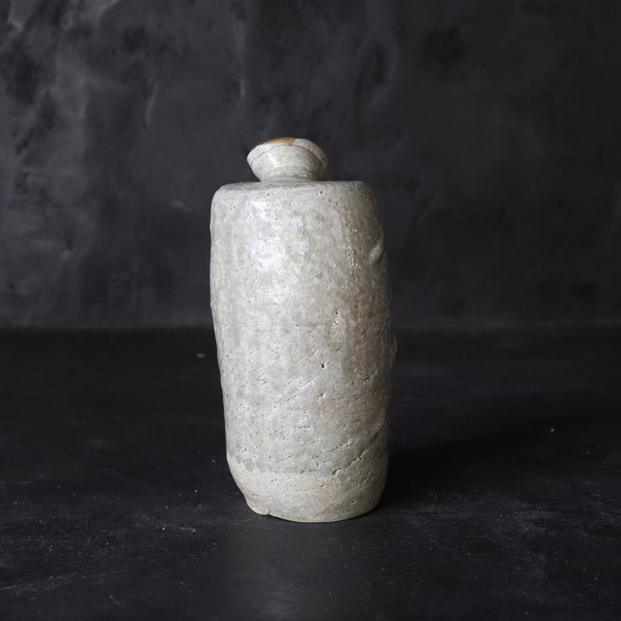 BOTELLA DEFORMADA, Ki-Seto, Período Edo(1603–1867 d. C.)
