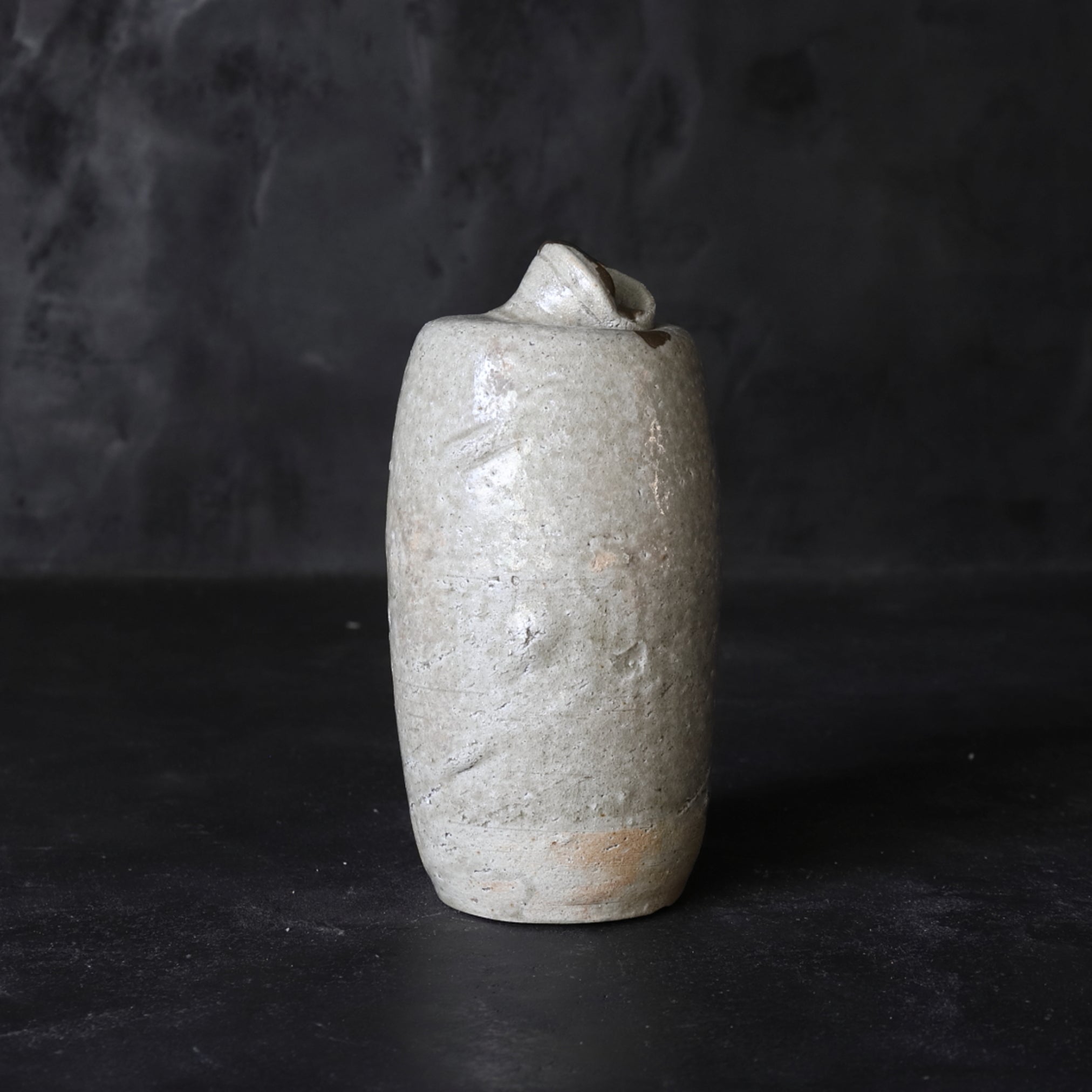 BOTELLA DEFORMADA, Ki-Seto, Período Edo(1603–1867 d. C.)