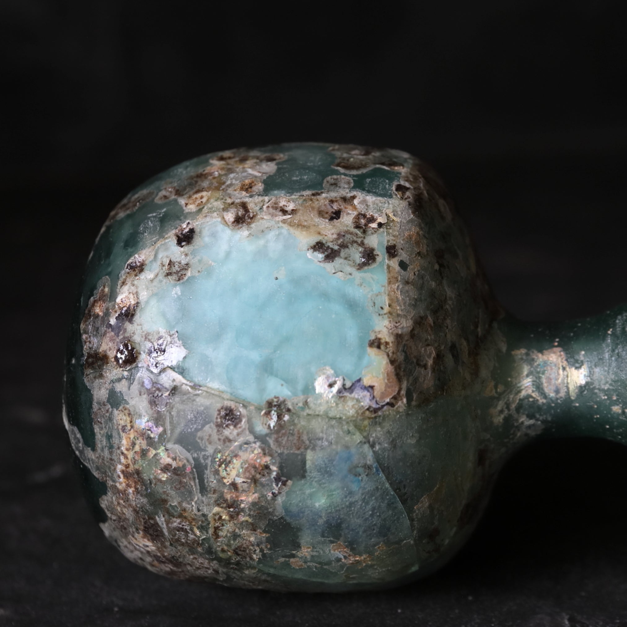 BOTELLA IRIDISCENTE DOBLE, Vidrio romano, Prehistoria(Antes del siglo III)