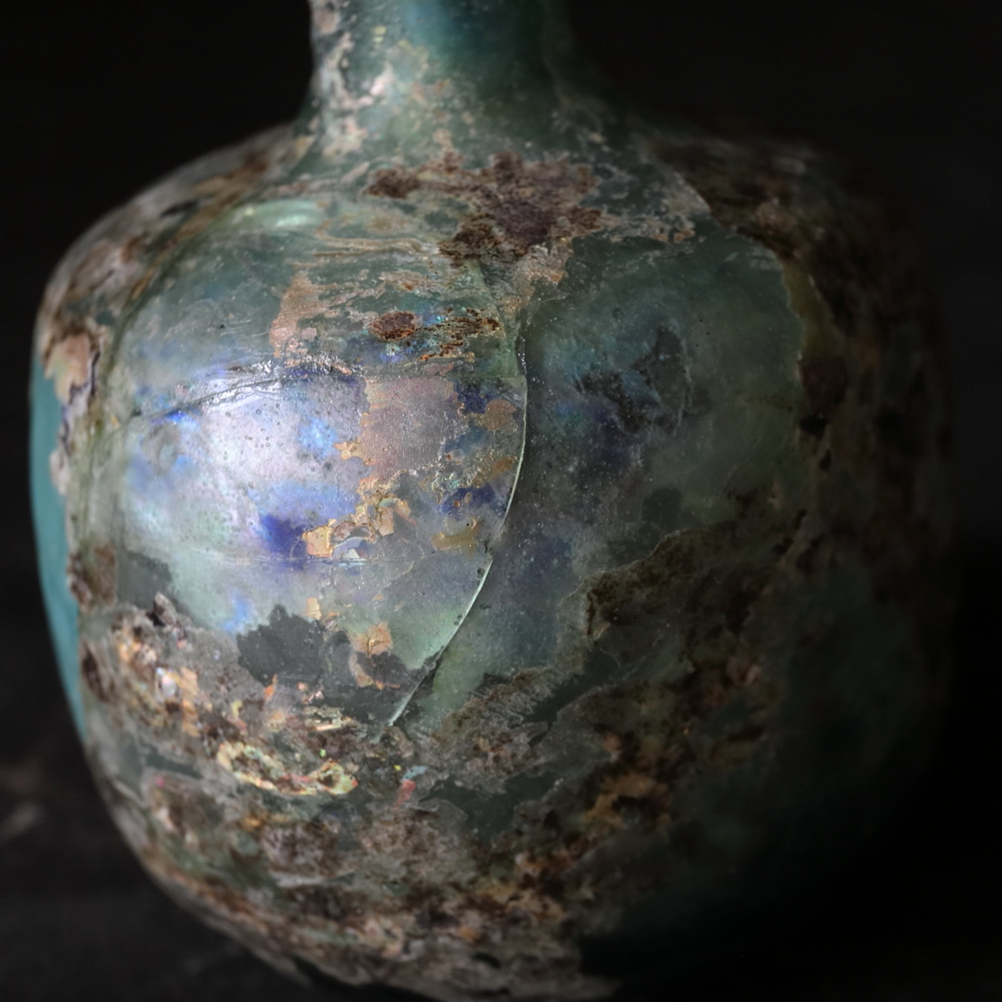 BOTELLA IRIDISCENTE DOBLE, Vidrio romano, Prehistoria(Antes del siglo III)