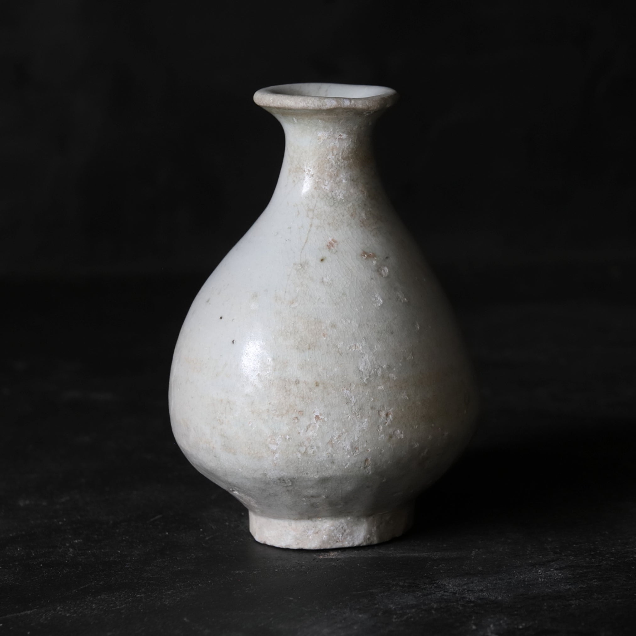 FLASCHE, Weißporzellan, Joseon-Dynastie(1392–1897 n. Chr.)