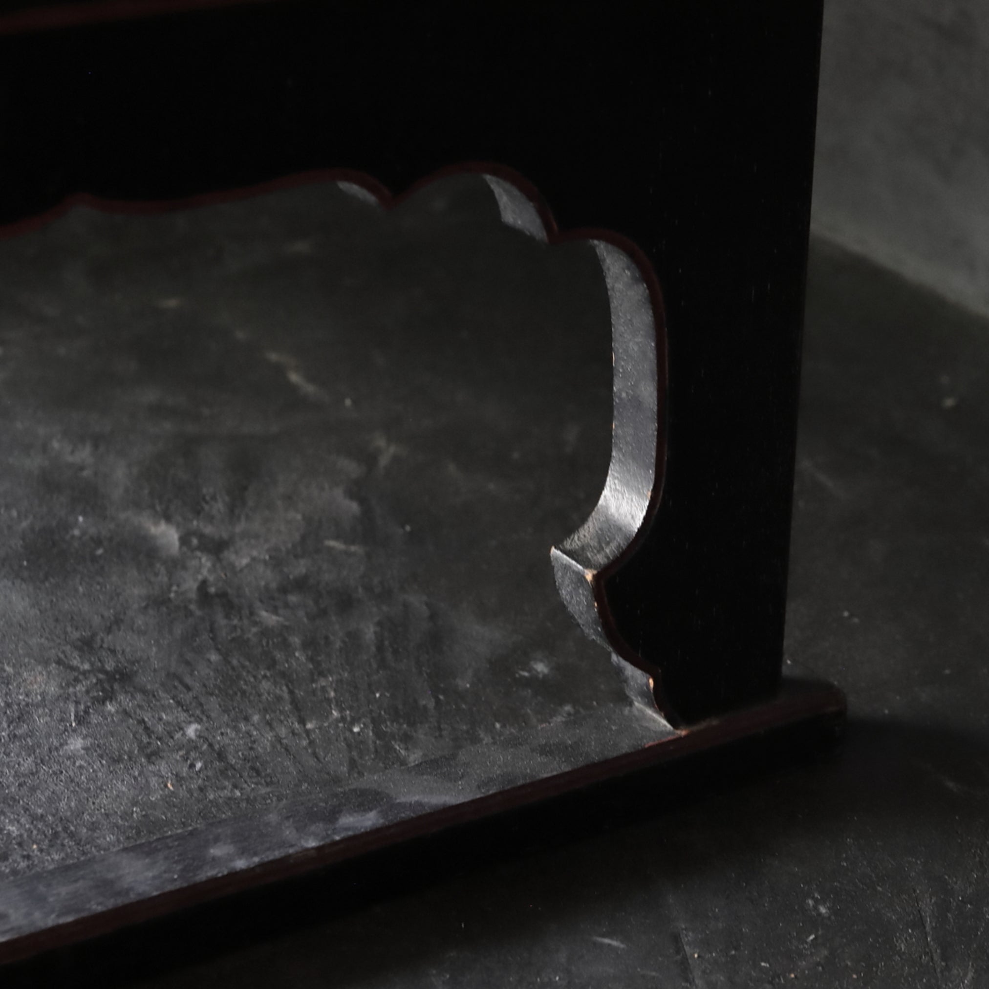 LOW WRITING DESK, Early Modern Period(16th–19th centuries)