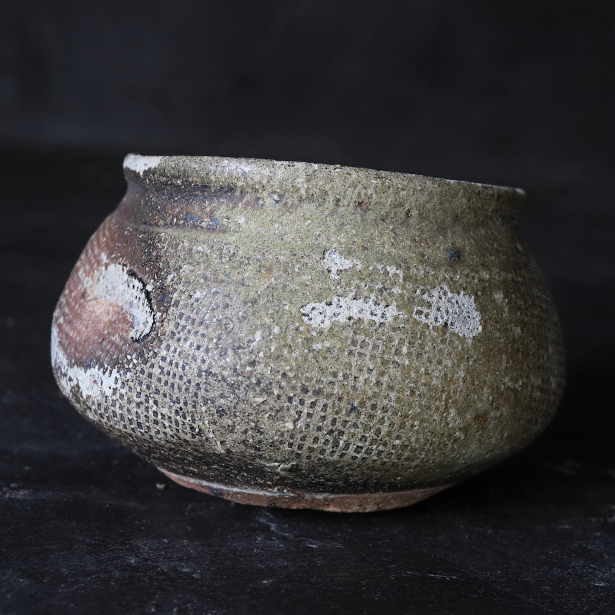 VASO, Terracotta grigia, con decorazione impressa, Periodo Stati Combattenti(770–221 a.C.)