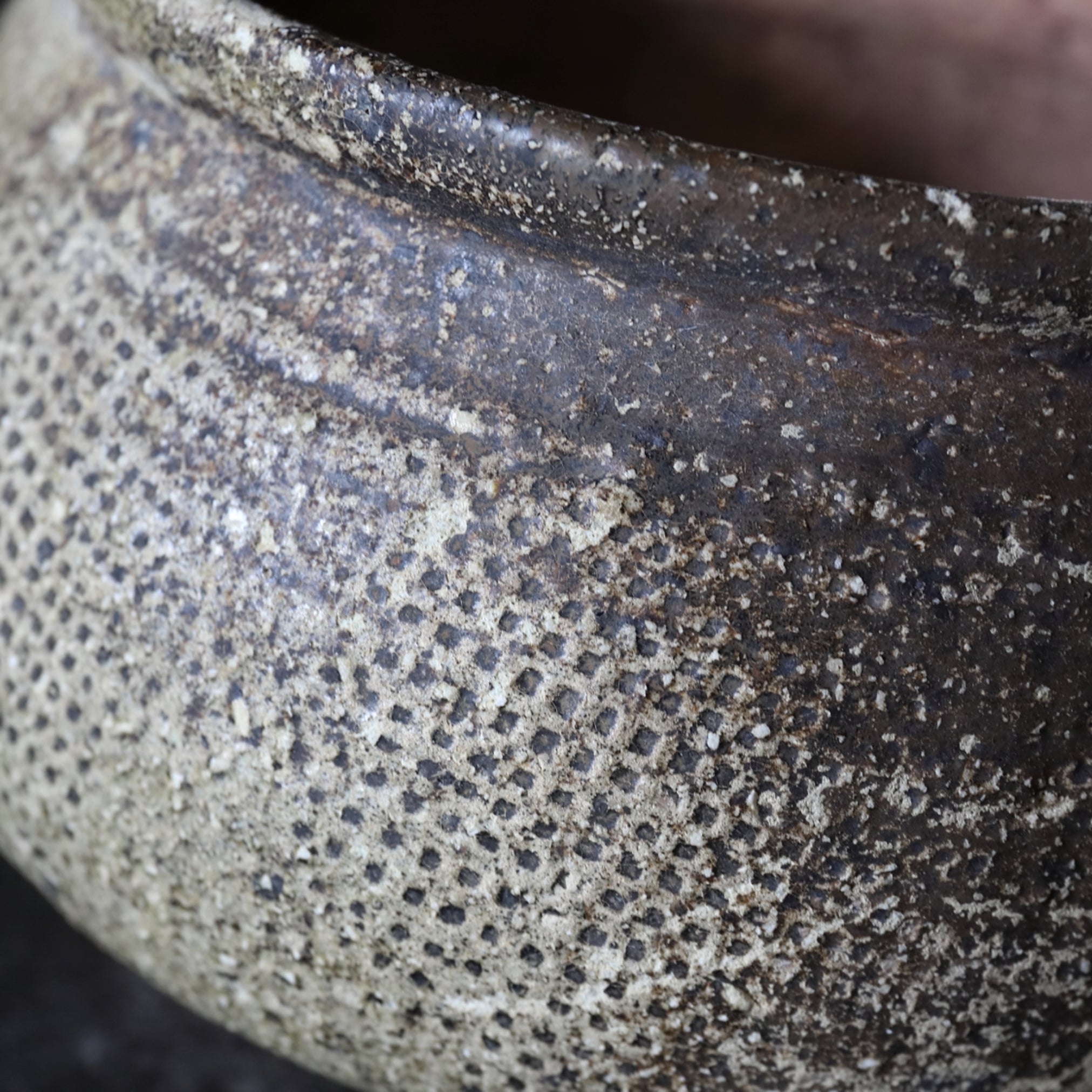 GEFÄSS, Graue Irdenware, mit eindruckdekor, Frühling–Streitende Reiche(770–221 v. Chr.)