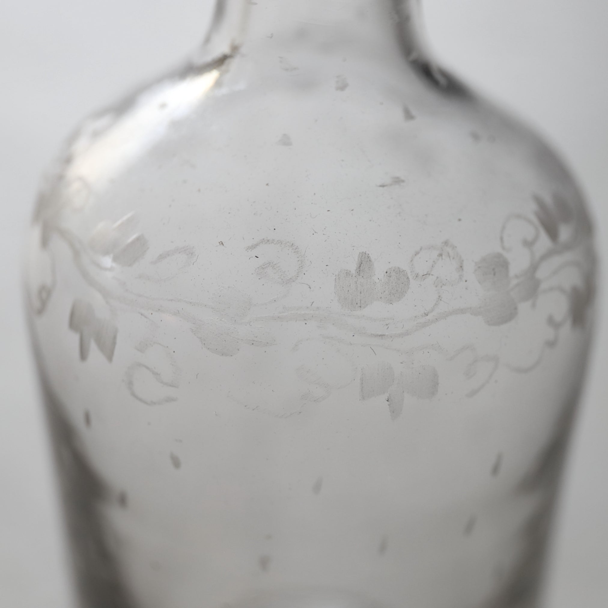 GLASS BOTTLE, Enamel-painted with grass design with lid, French Antique, Early Modern Period(16th–19th centuries)