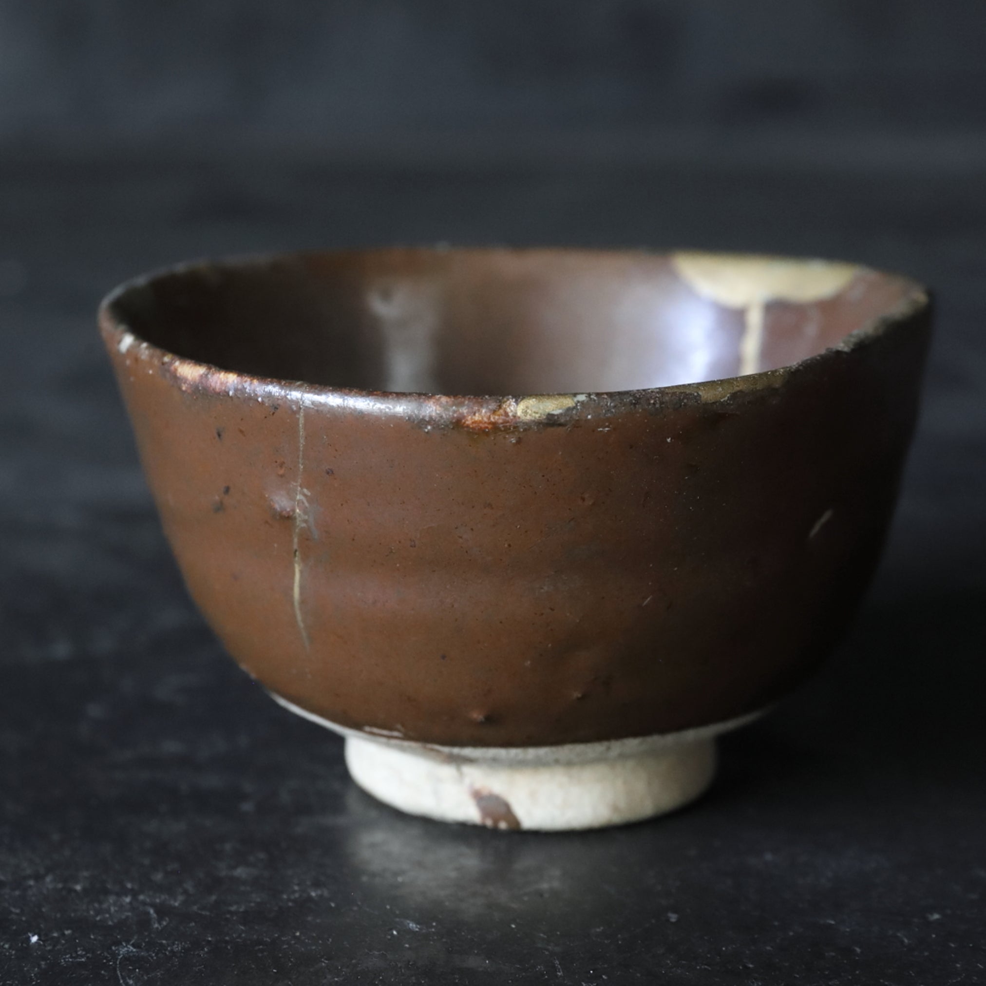 TAZÓN DE TÉ, Ko-Seto, vidriado de hierro, Período Muromachi(1336–1573 d. C.)