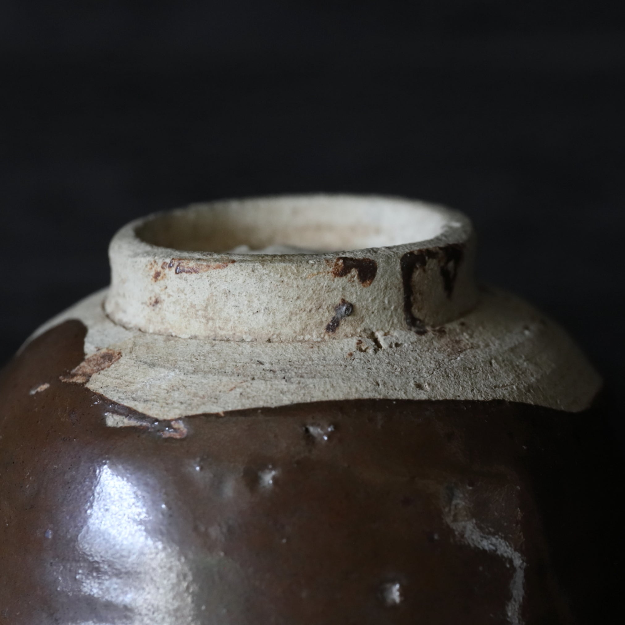 TAZÓN DE TÉ, Ko-Seto, vidriado de hierro, Período Muromachi(1336–1573 d. C.)