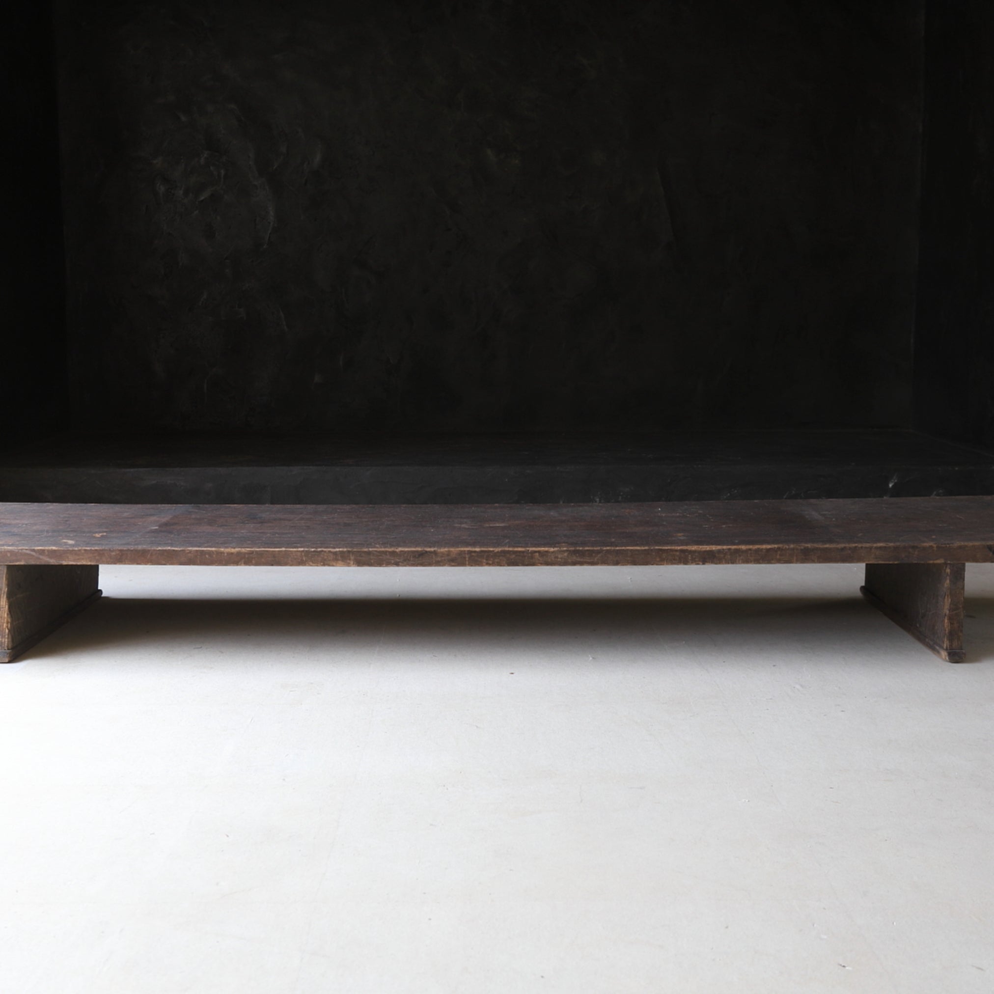 MESA DE CORTE, Edad Moderna Temprana(Siglos XVI–XIX)