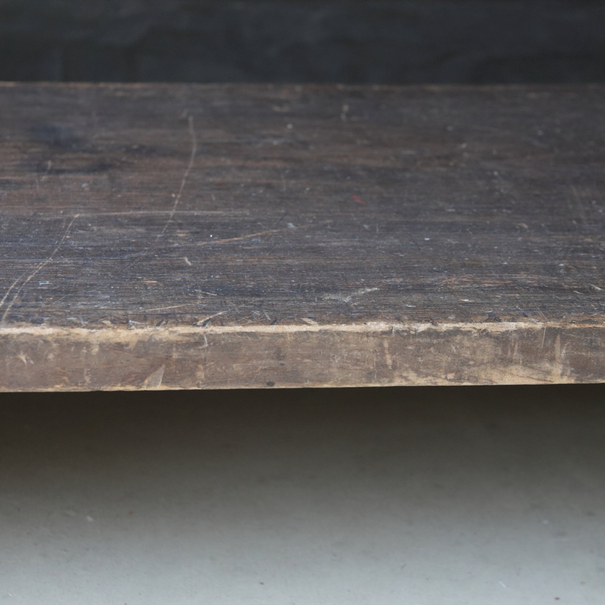 MESA DE CORTE, Edad Moderna Temprana(Siglos XVI–XIX)