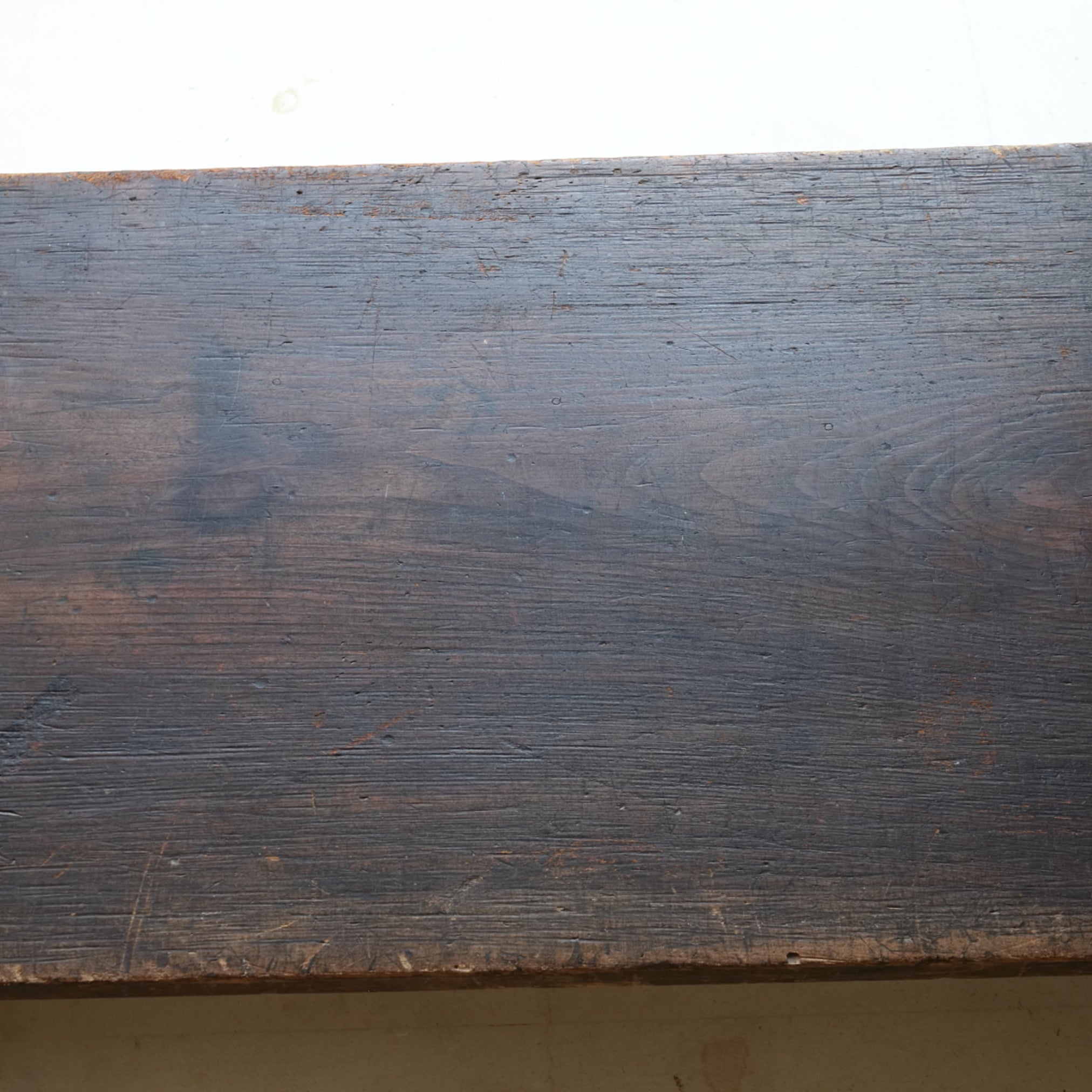 MESA DE CORTE, Edad Moderna Temprana(Siglos XVI–XIX)