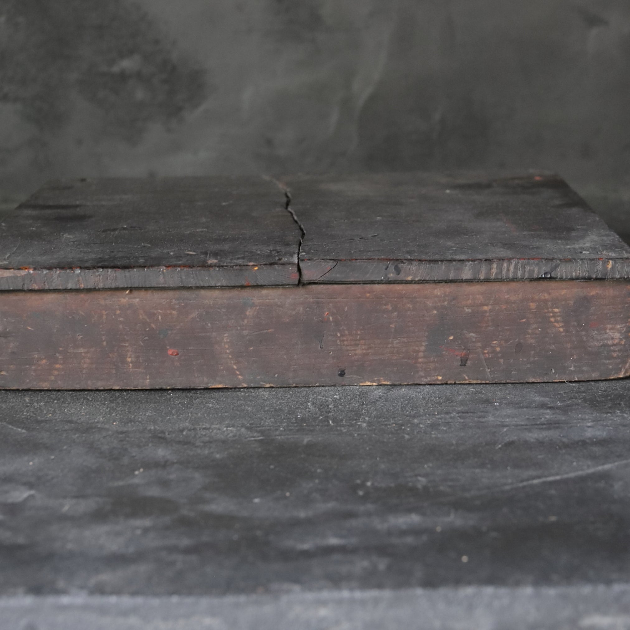 BANCO DE TRABAJO DE LACADOR, b, Período Edo(1603–1867 d. C.)