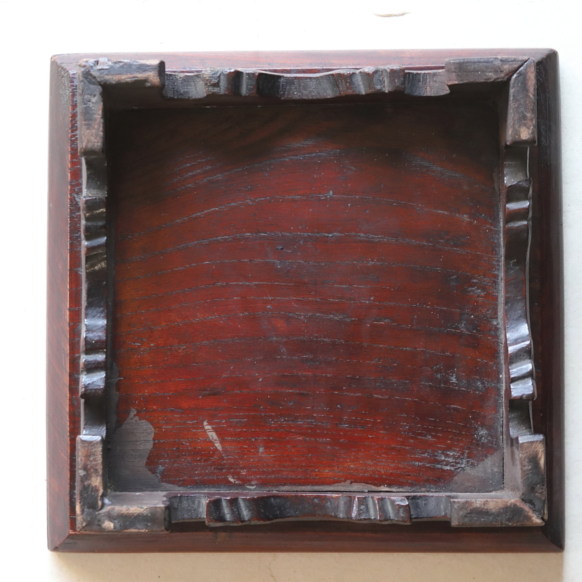 SOPORTE PARA OFRENDAS DE MADERA, a1, Dinastía Joseon(1392–1897 d. C.)