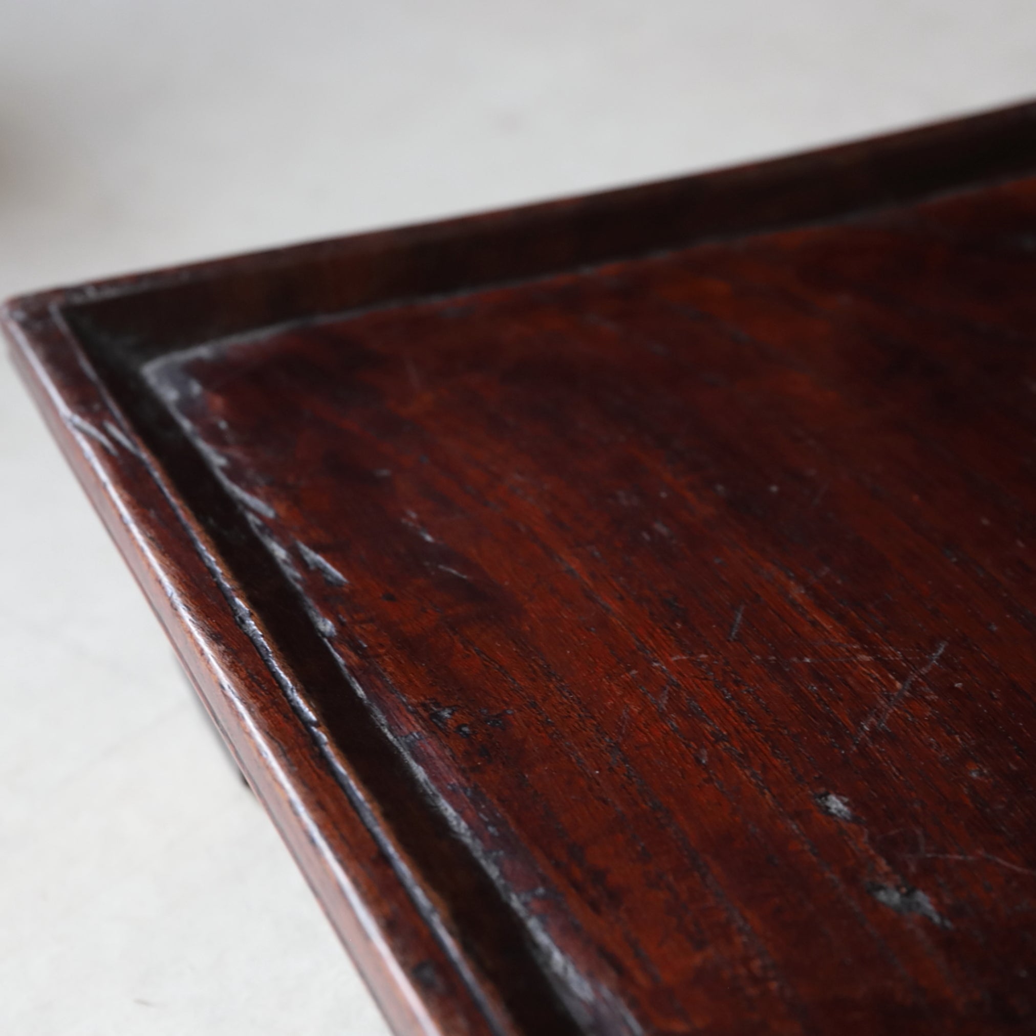 SOPORTE PARA OFRENDAS DE MADERA, a1, Dinastía Joseon(1392–1897 d. C.)