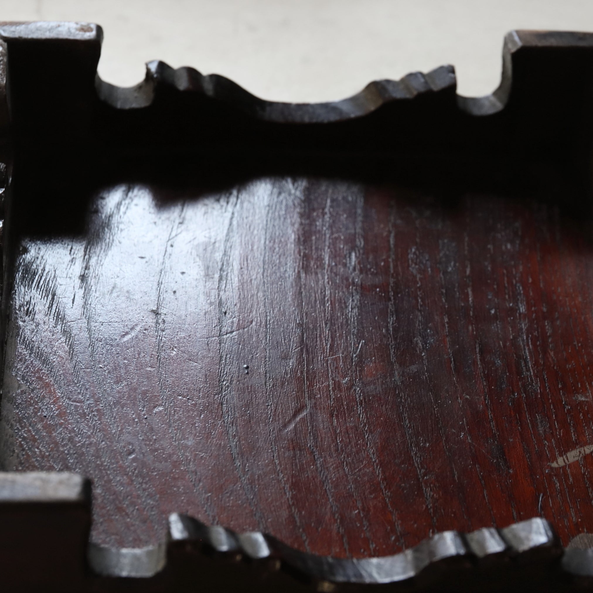 SOPORTE PARA OFRENDAS DE MADERA, a1, Dinastía Joseon(1392–1897 d. C.)