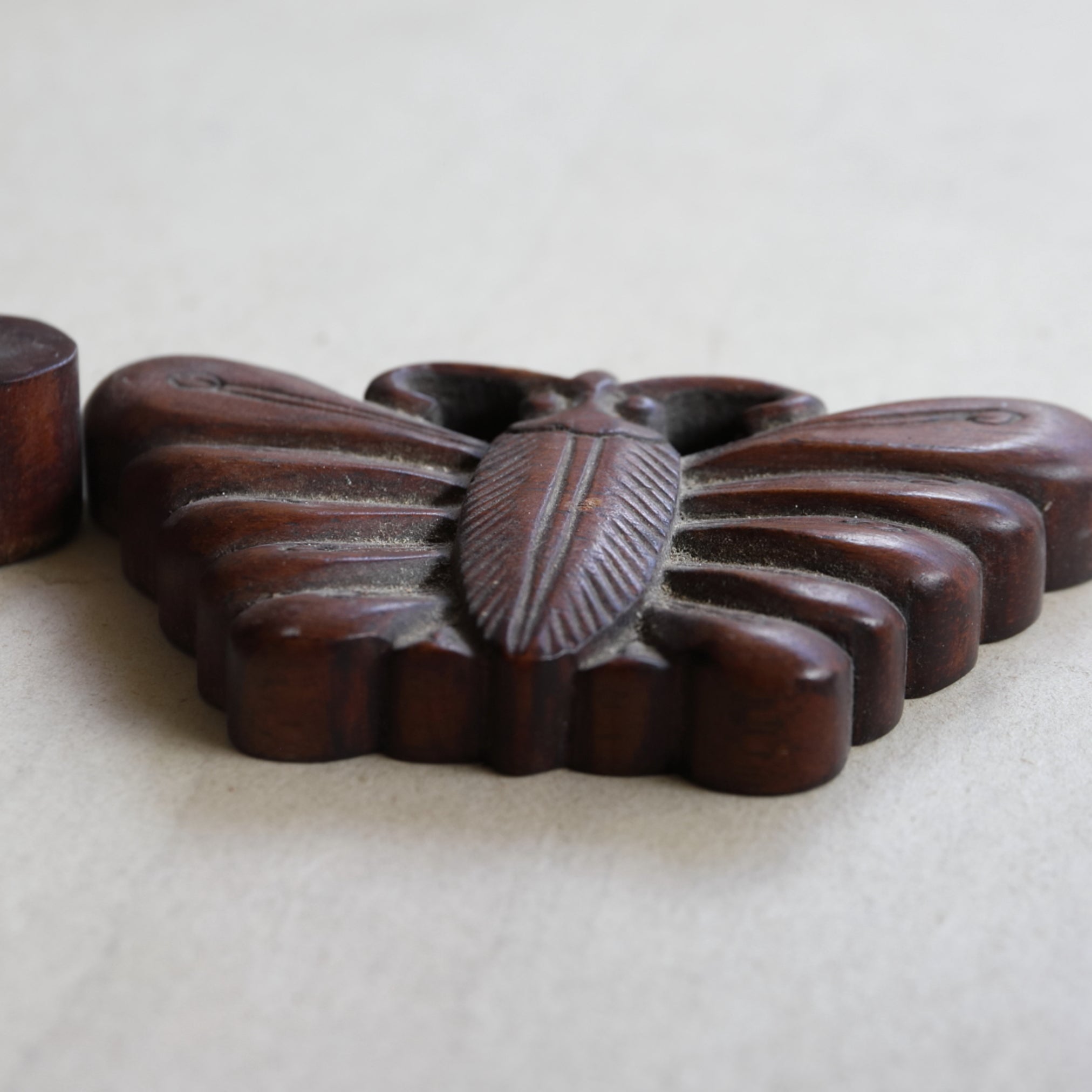 BUTTERFLY-SHAPED WOODEN INCENSE CONTAINER, a2, Joseon Dynasty(1392–1897CE)
