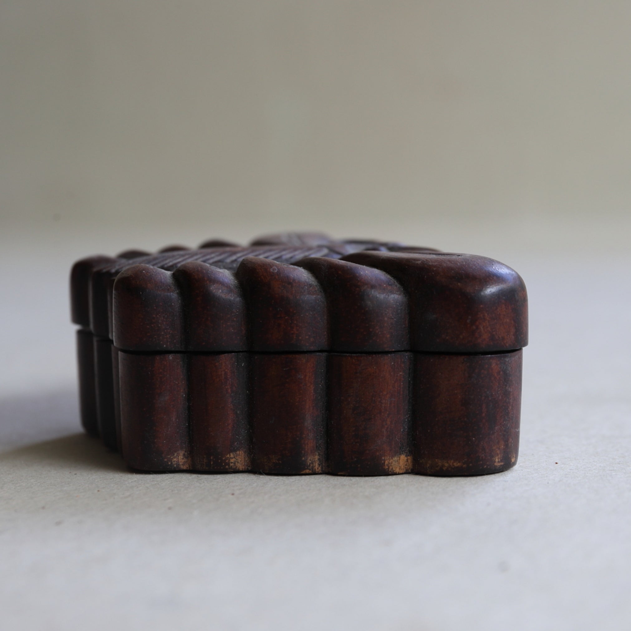 BUTTERFLY-SHAPED WOODEN INCENSE CONTAINER, a2, Joseon Dynasty(1392–1897CE)
