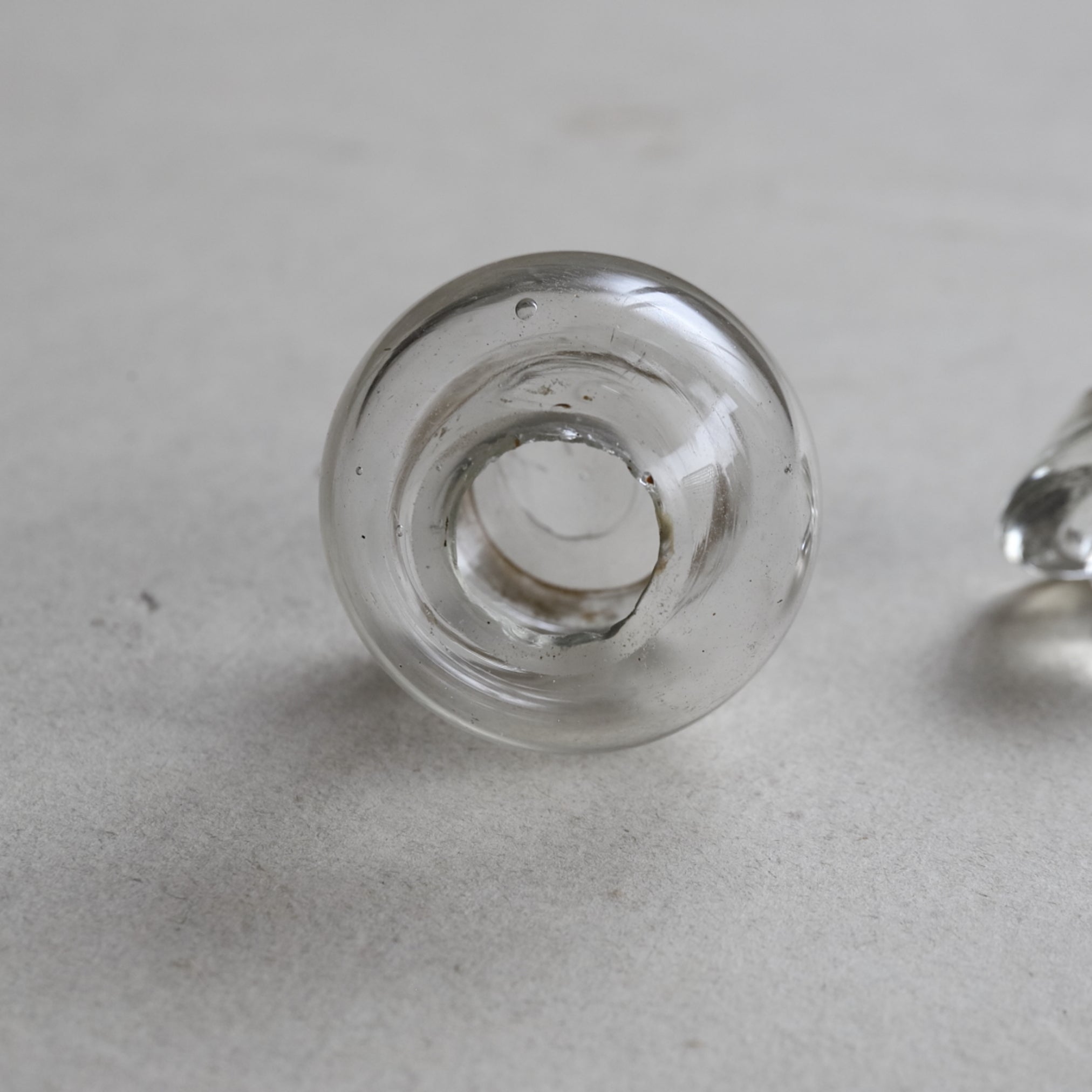 GLASS LIDDED VESSEL / TEA CADDY, Mitate(tea caddy)