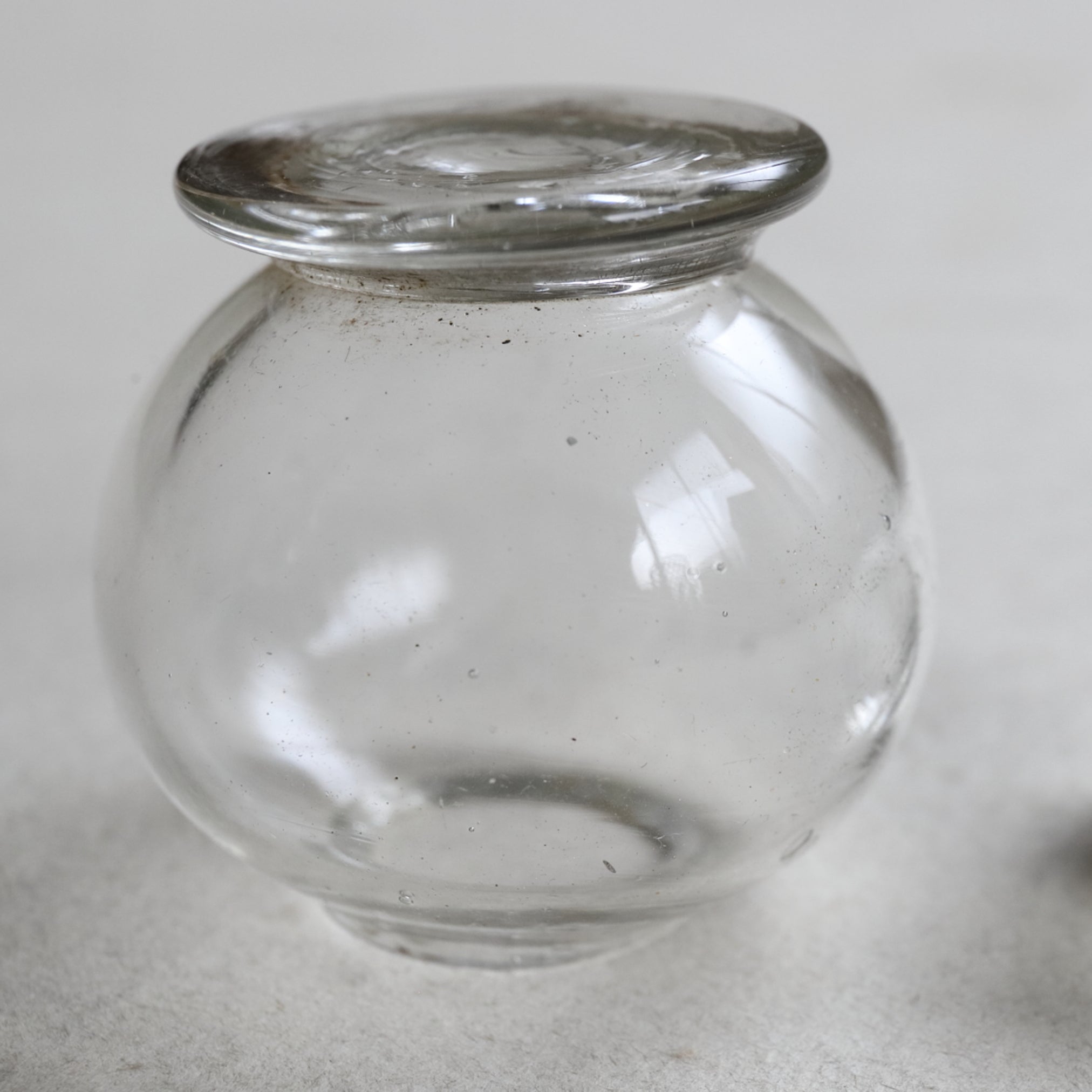 GLASS LIDDED VESSEL / TEA CADDY, Mitate(tea caddy)