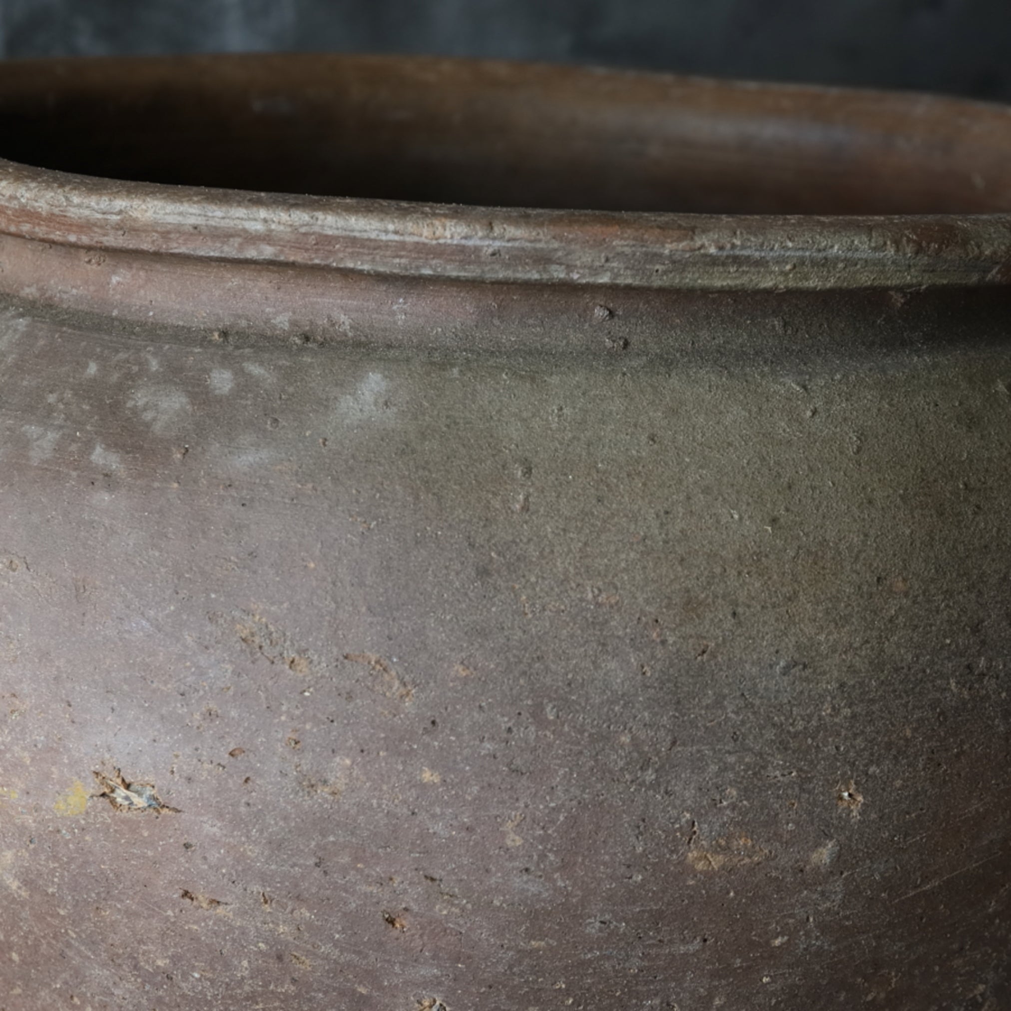 LARGE WIDE-MOUTHED JAR, Ko-Tokoname, Edo Period(1603–1867CE)