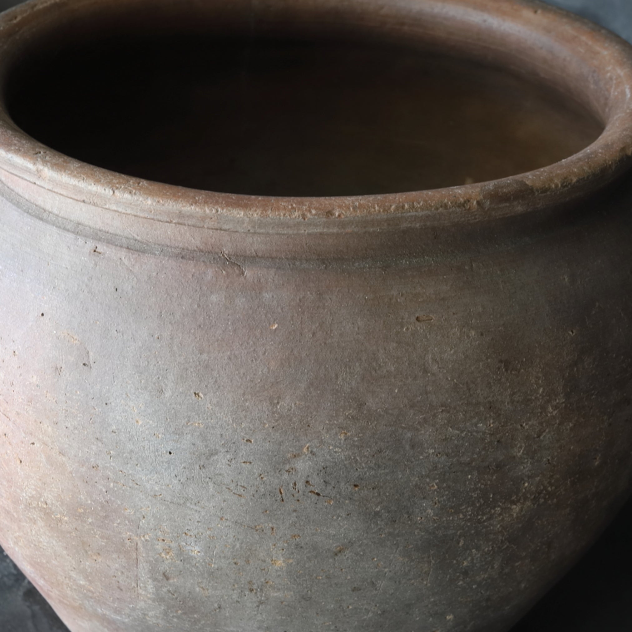 LARGE WIDE-MOUTHED JAR, Ko-Tokoname, Edo Period(1603–1867CE)