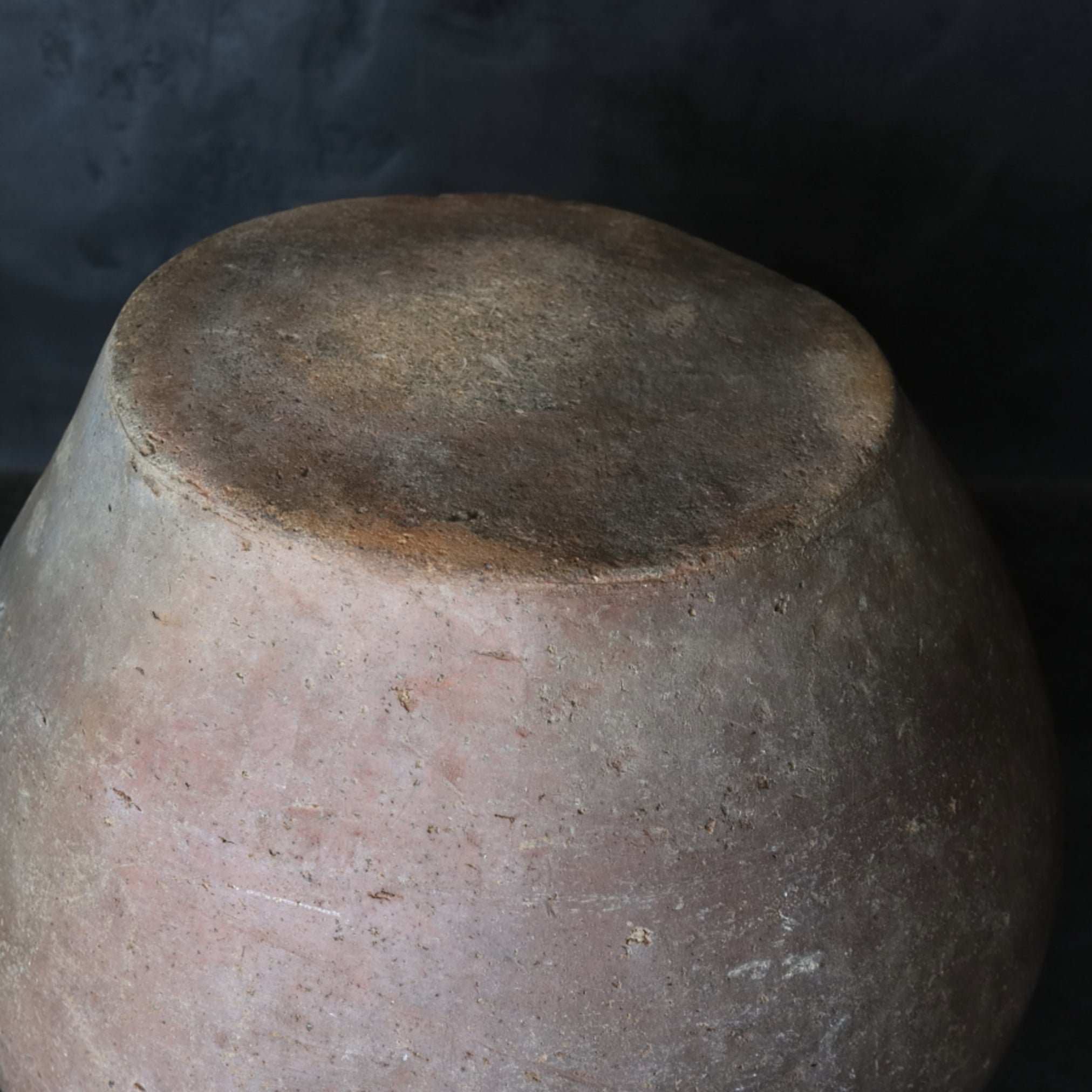 LARGE WIDE-MOUTHED JAR, Ko-Tokoname, Edo Period(1603–1867CE)