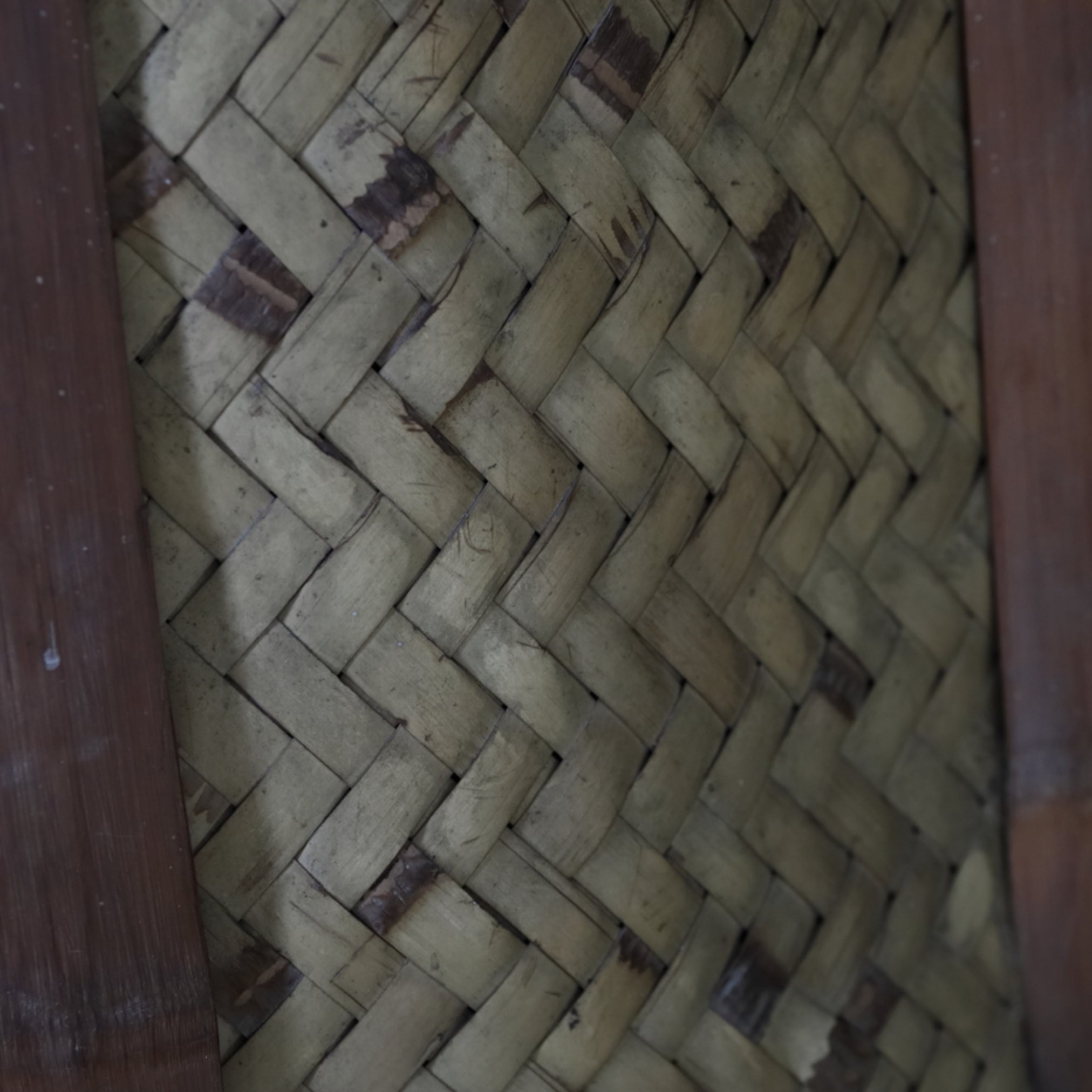 LARGE KUDZU BASKET / TEA BOX, Edo–Meiji Period(1603–1912CE)