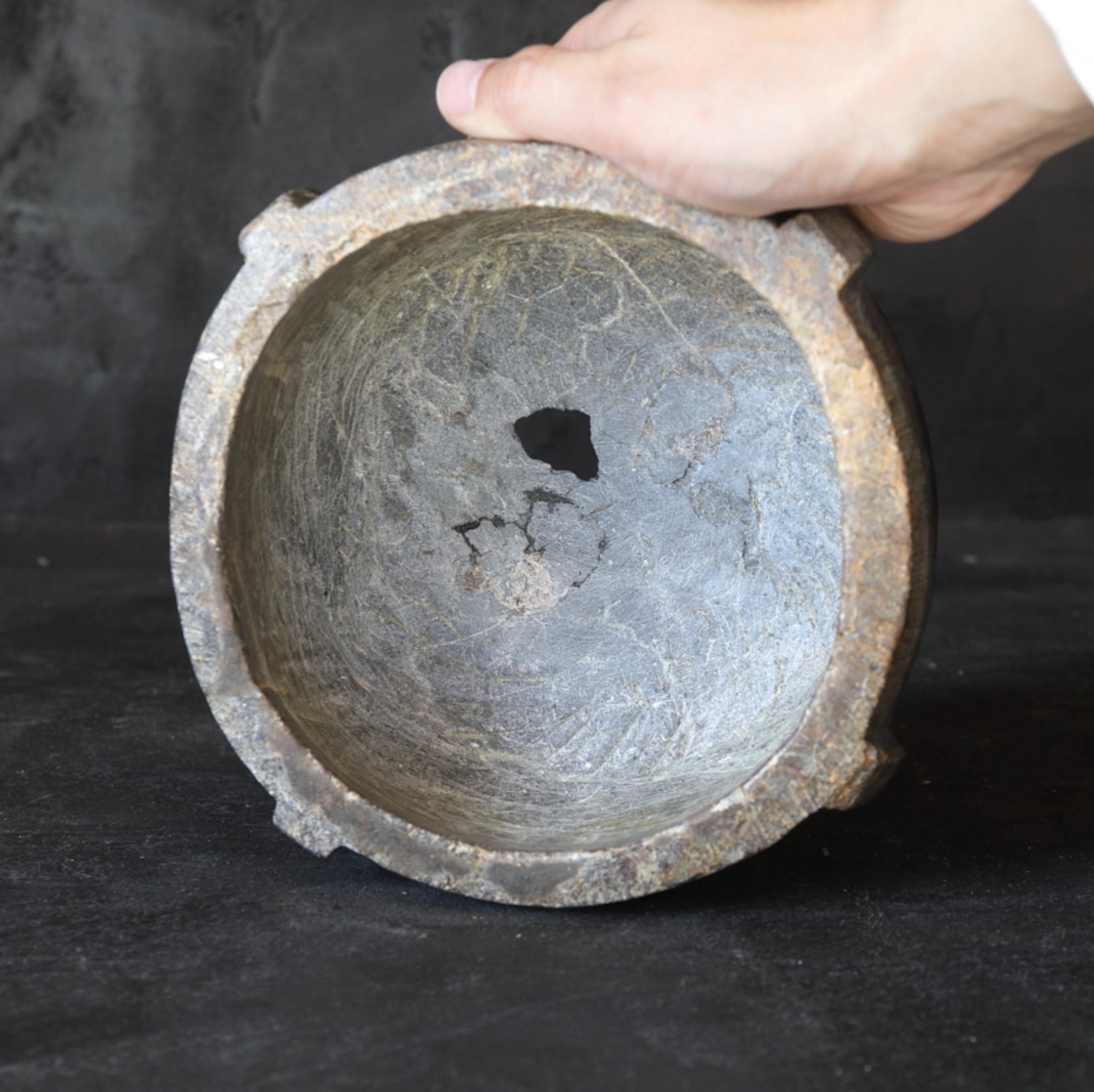 PENTOLA DI PIETRA IN STEATITE, Periodo Heian(794–1185 d.C.)