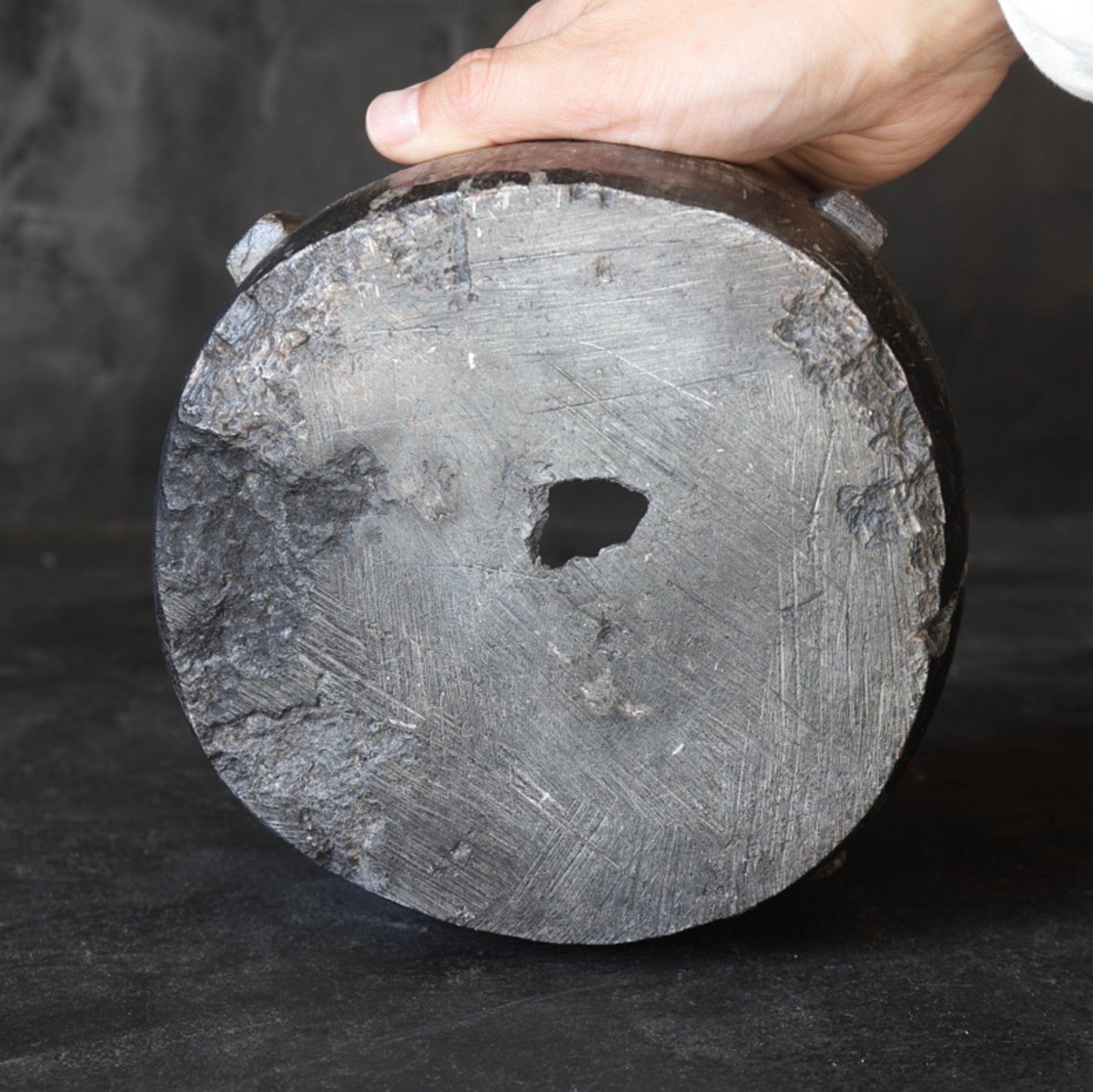 PENTOLA DI PIETRA IN STEATITE, Periodo Heian(794–1185 d.C.)